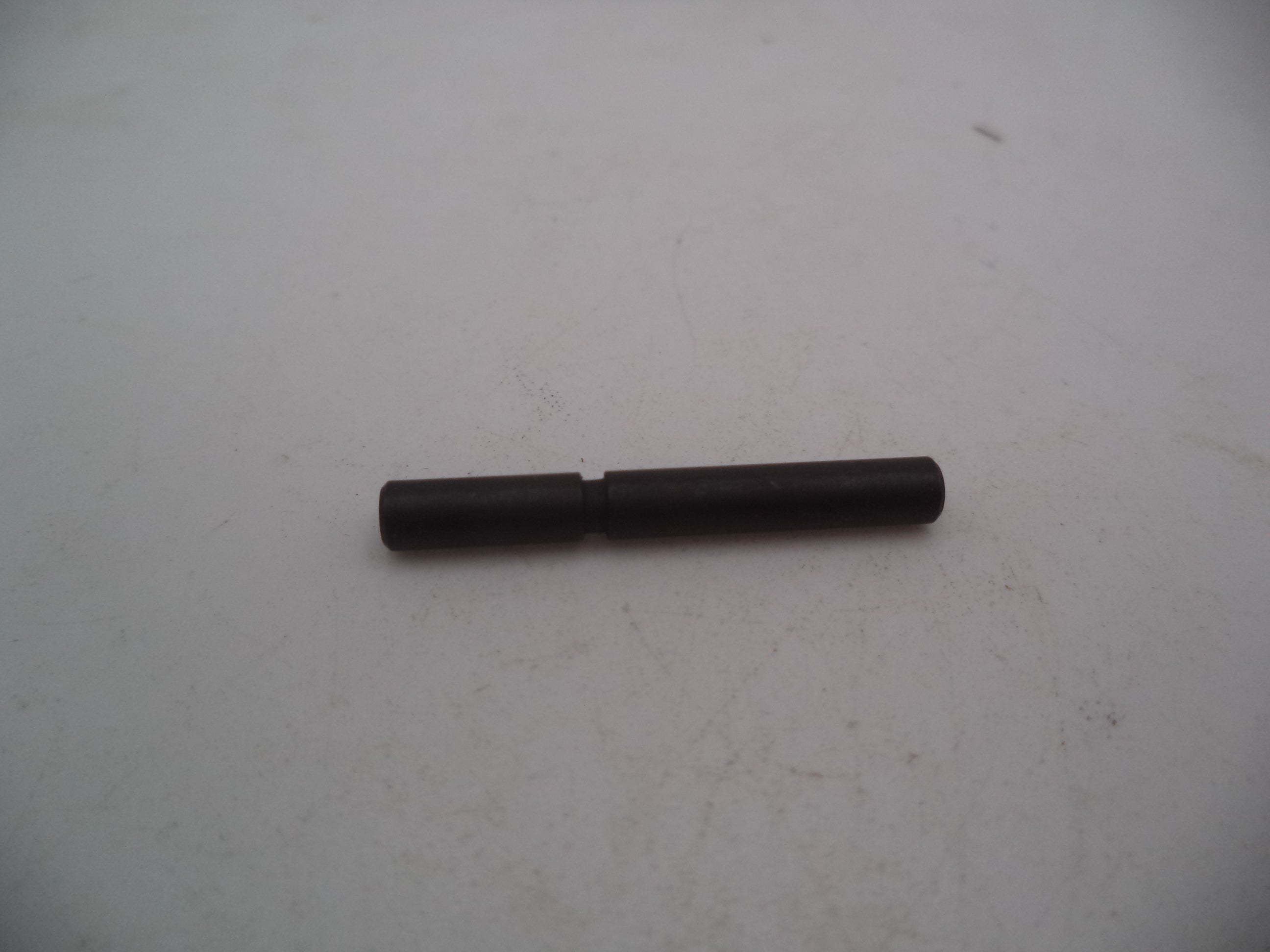 250340000 SW Model SW40C-G,SW40GP,SW40P,SW40V,SW40VE,SW9C-G,SWPGP,SW9P,SW9VE Trigger Pin