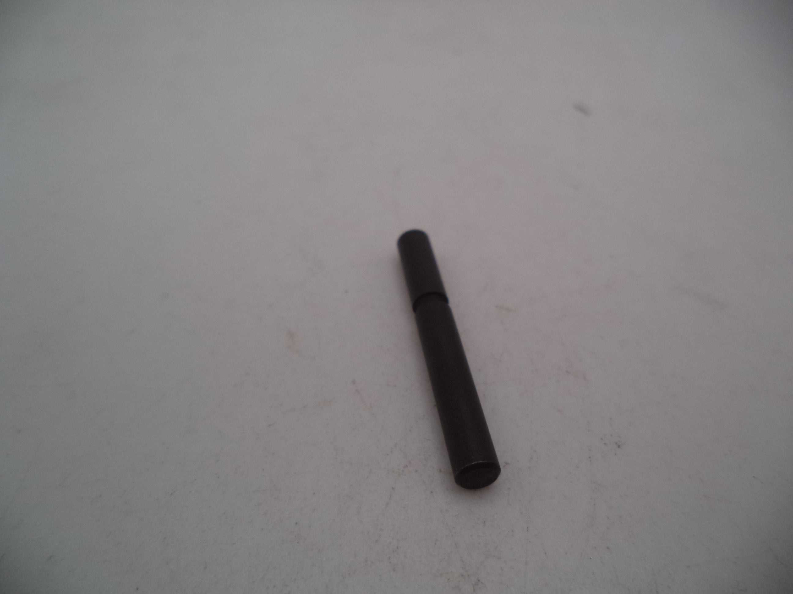 250340000 SW Model SW40C-G,SW40GP,SW40P,SW40V,SW40VE,SW9C-G,SWPGP,SW9P,SW9VE Trigger Pin