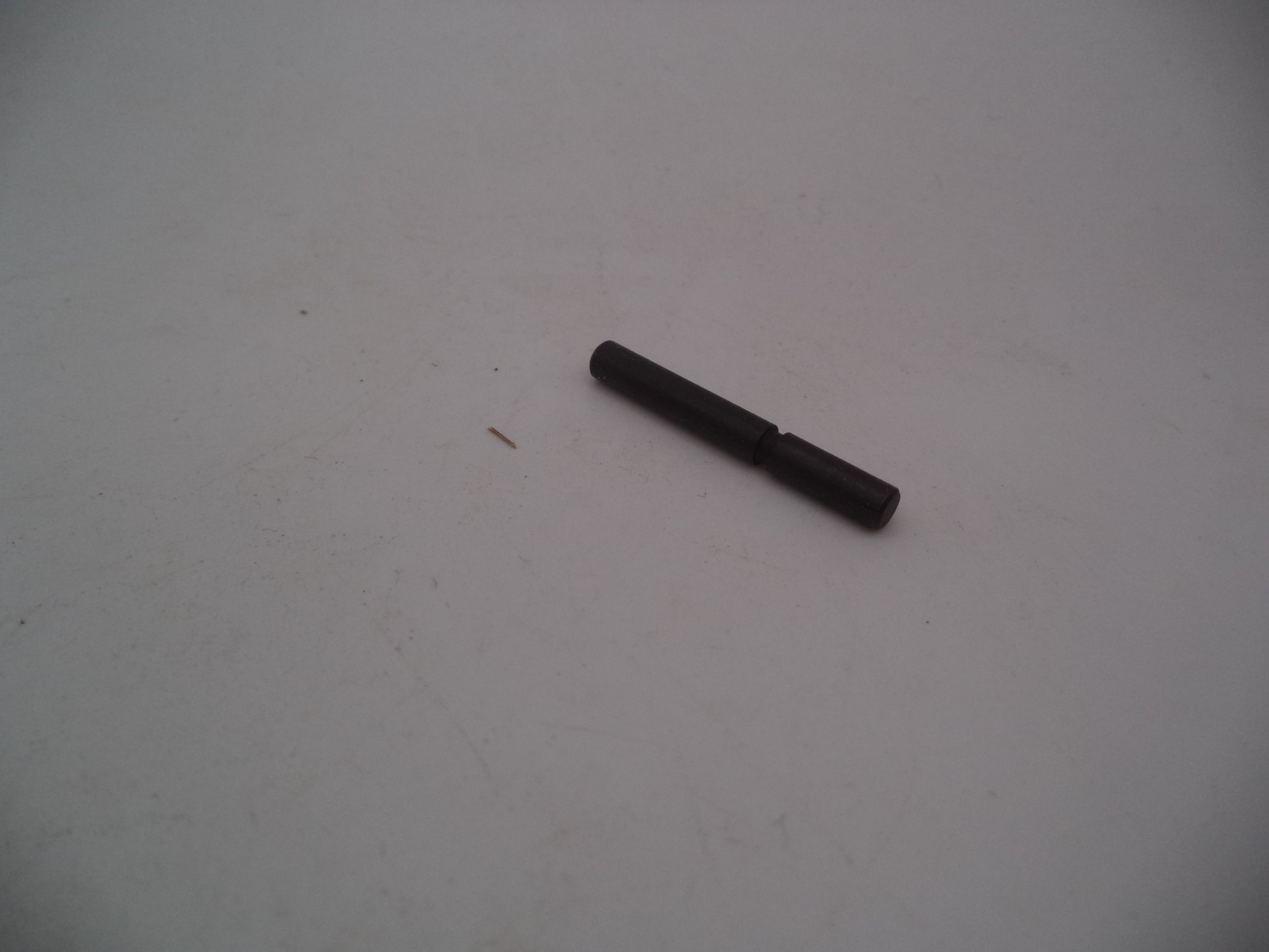 250340000 SW Model SW40C-G,SW40GP,SW40P,SW40V,SW40VE,SW9C-G,SWPGP,SW9P,SW9VE Trigger Pin