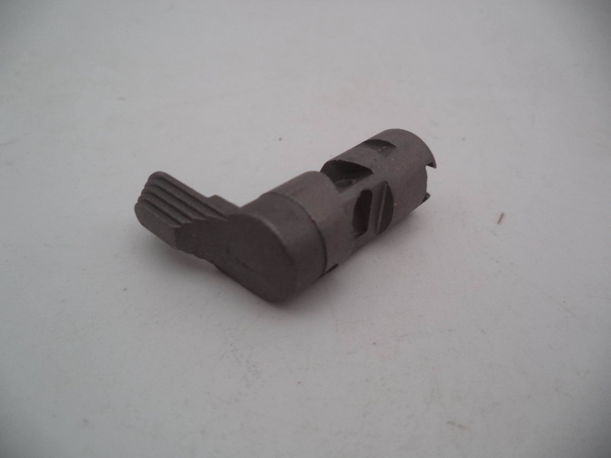 SW Ambidextrous Manual Safety Body 106300000