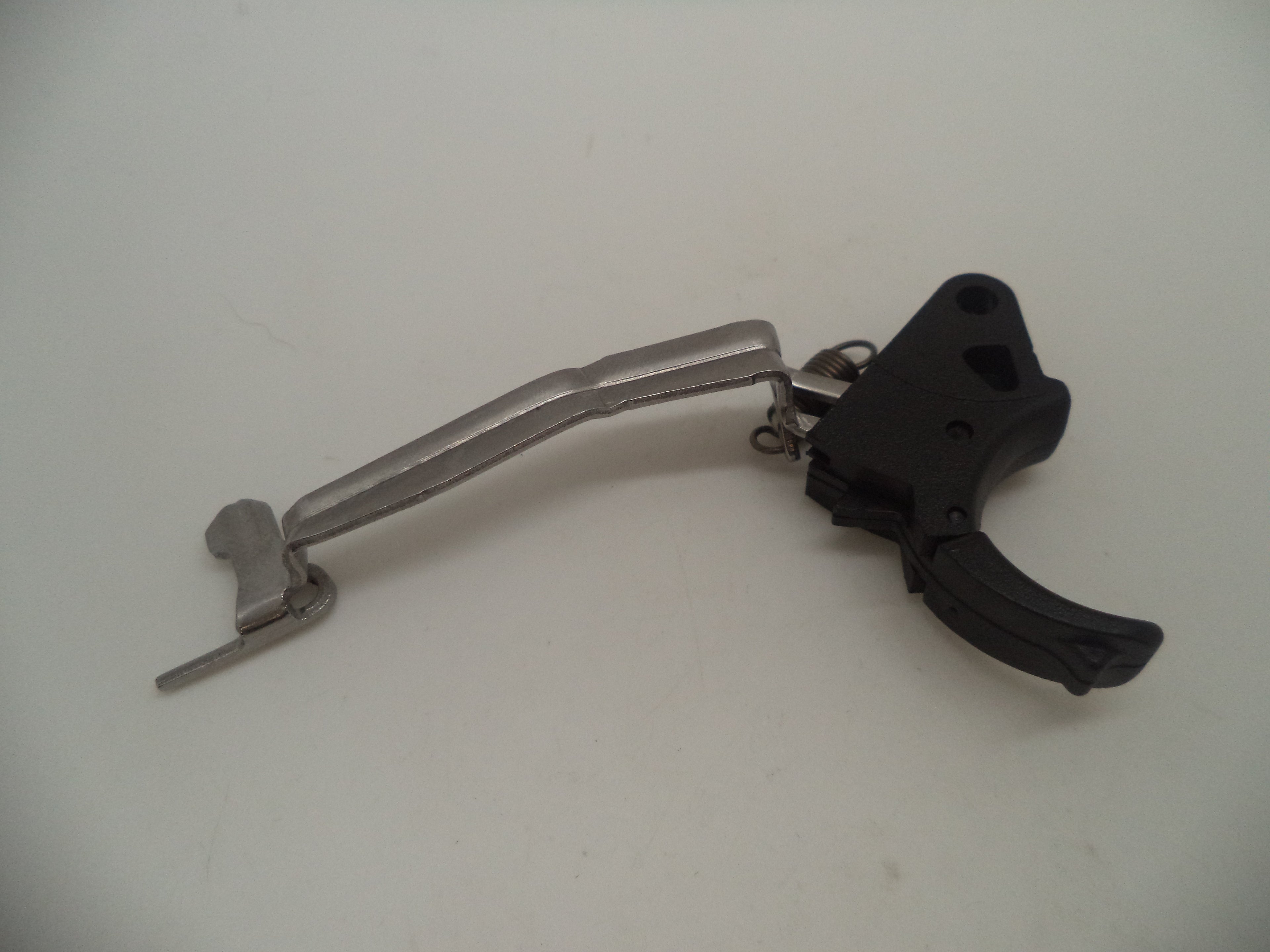 Smith & Wesson M&P Trigger Bar Assembly 9mm/40 | OEM 393050000