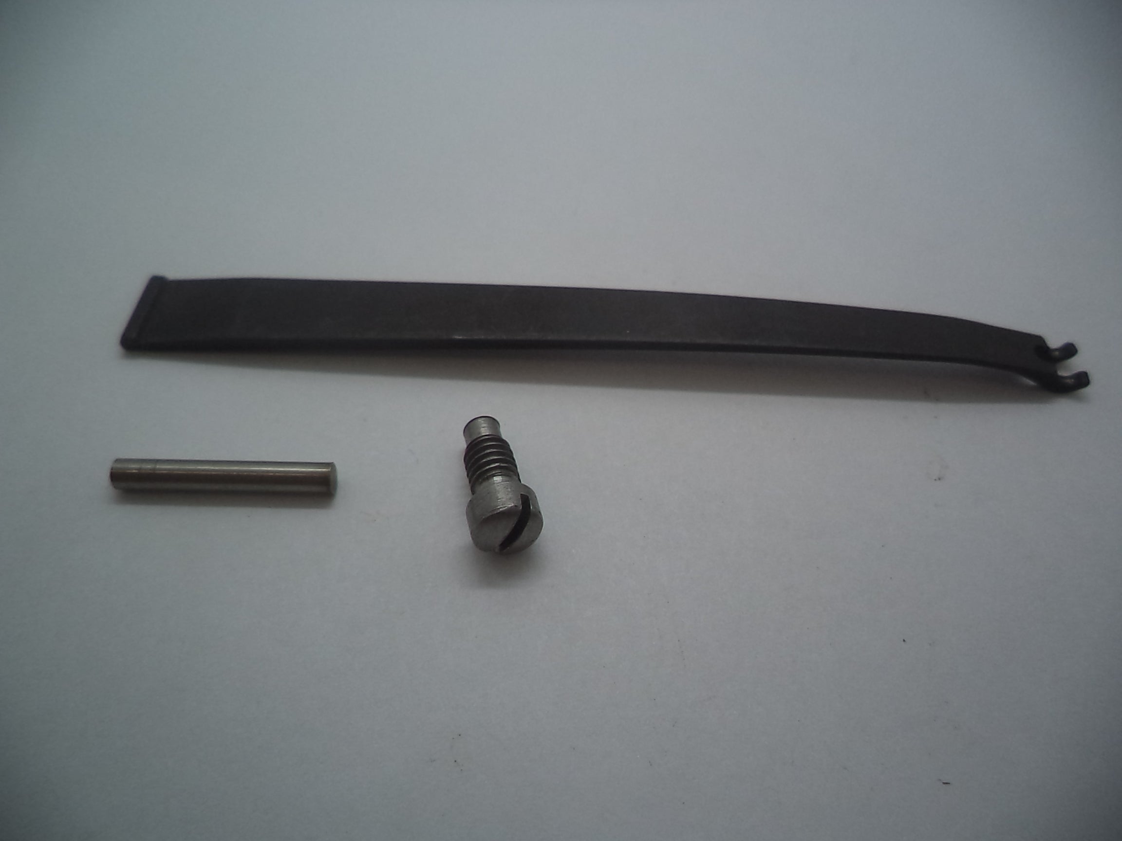 N424 Smith & Wesson Used N frame Model 625 BLK .45ACP Mainspring & Strain screw -                                USA Guns And Gear-Your Favorite Gun Parts Store