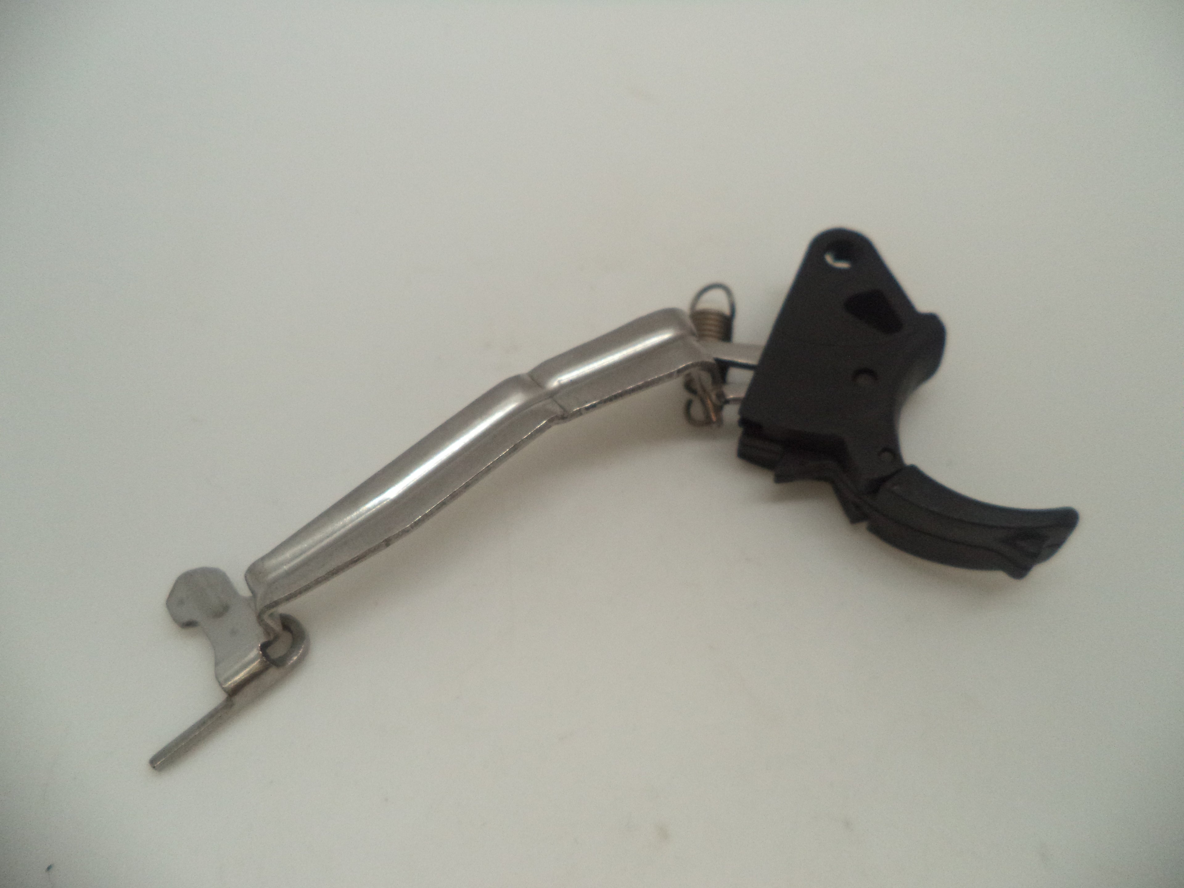 Smith & Wesson M&P 45 Trigger Bar Assembly - Factory OEM Part 392210000