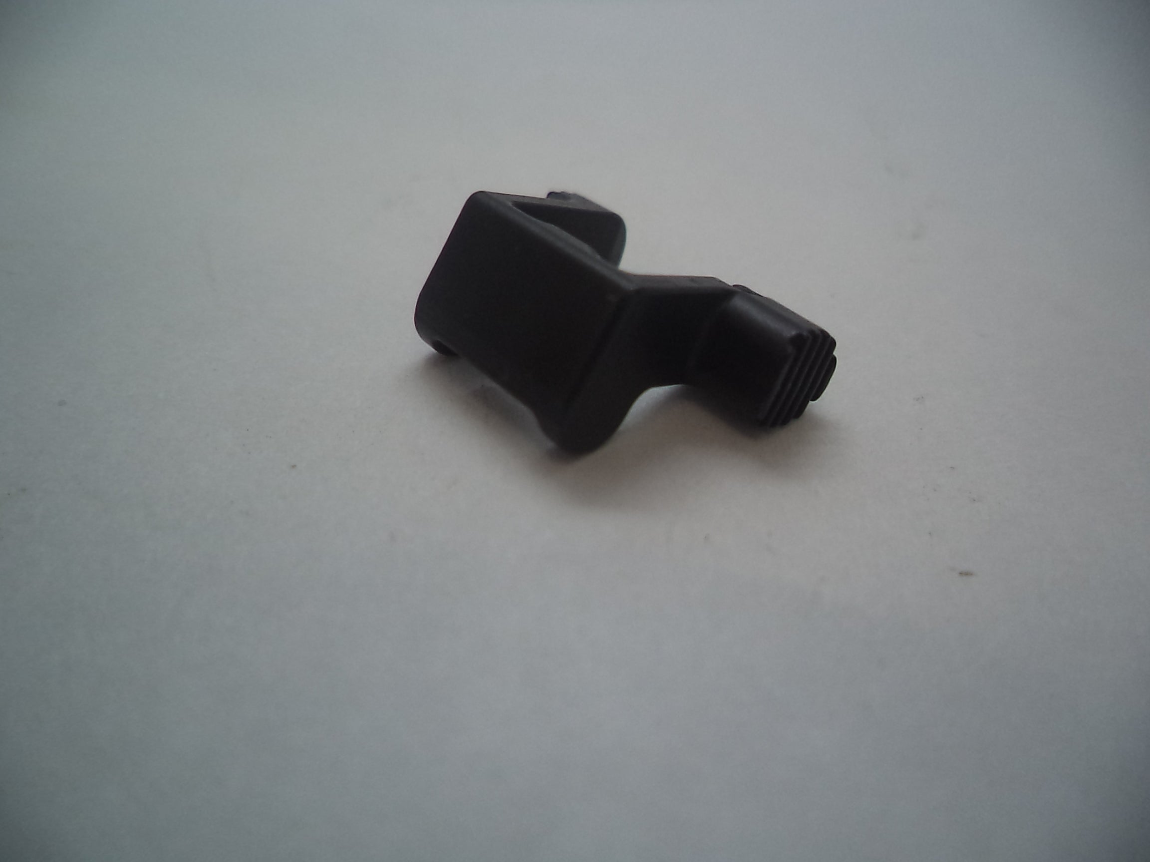 M&P 380 Shield EZ Magazine Loading Button New 3005550