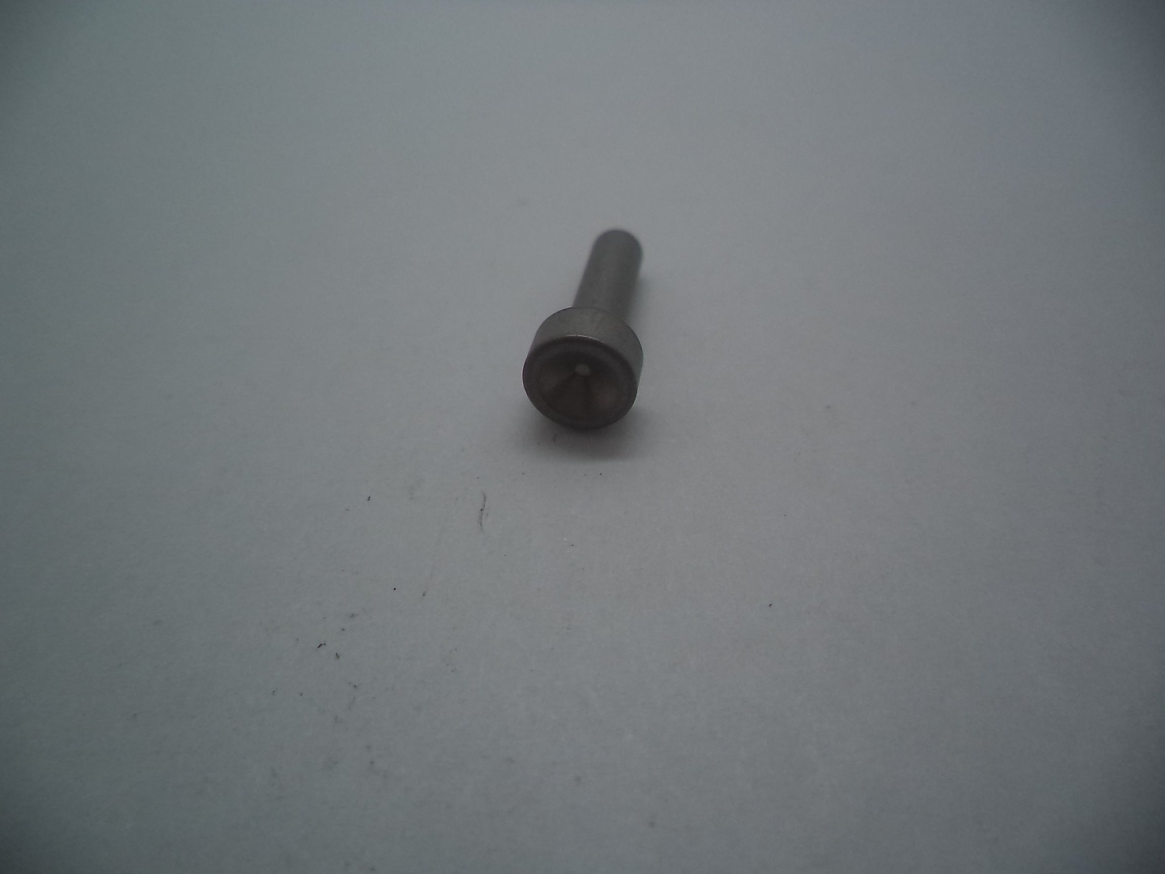 SW22 Victory Mainspring Cup | Smith & Wesson Part 3000698