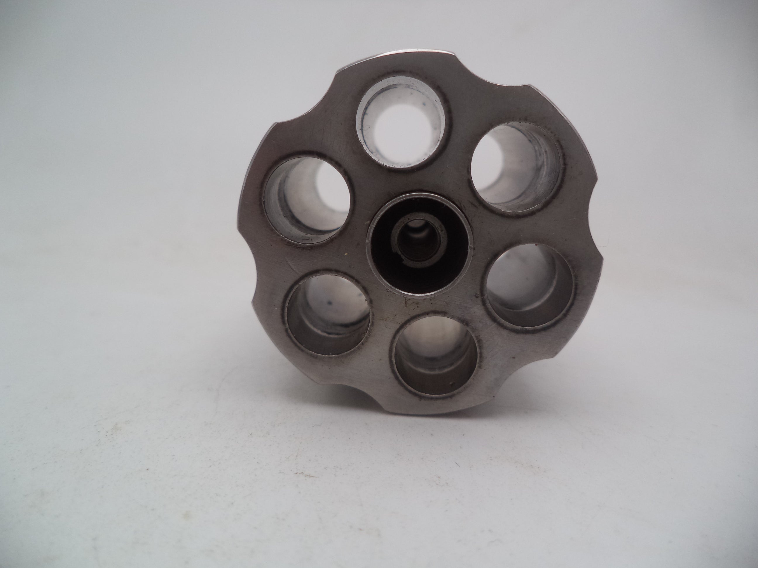 Smith & Wesson Revolver L Frame Model 686 Cylinder w/Extractor Non Recessed .357 Magnum Used 68658C