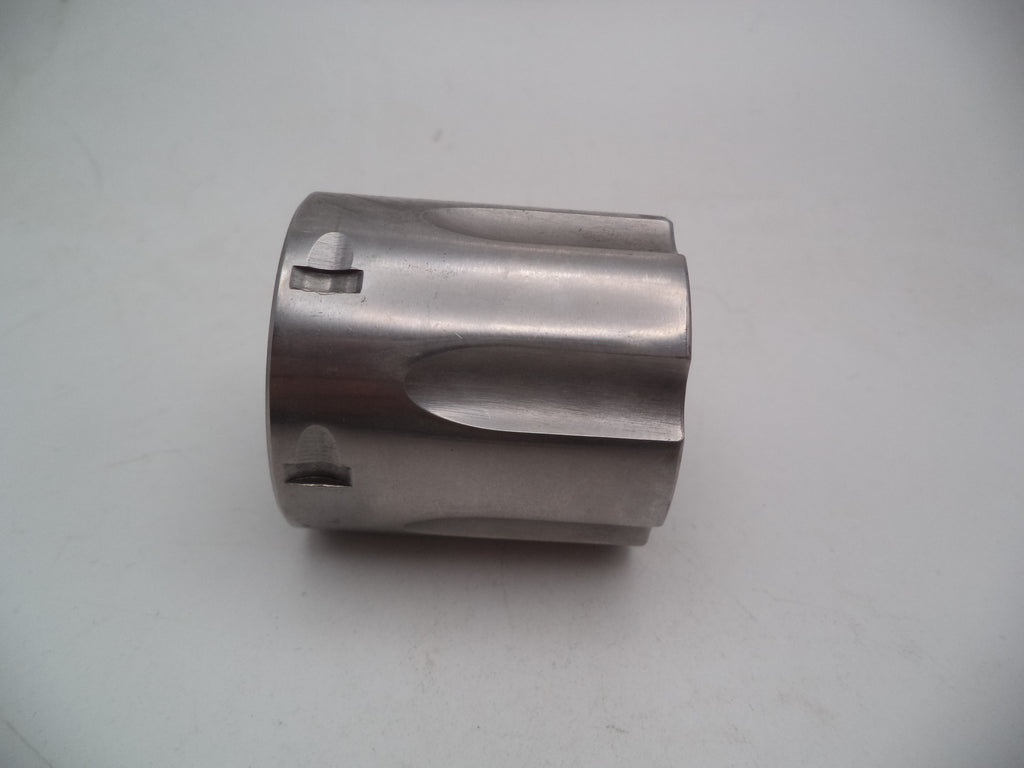 Smith & Wesson L Frame Model 686 Cylinder with Extractor, non-recessed .357 Magnum used part, displayed on a white background.