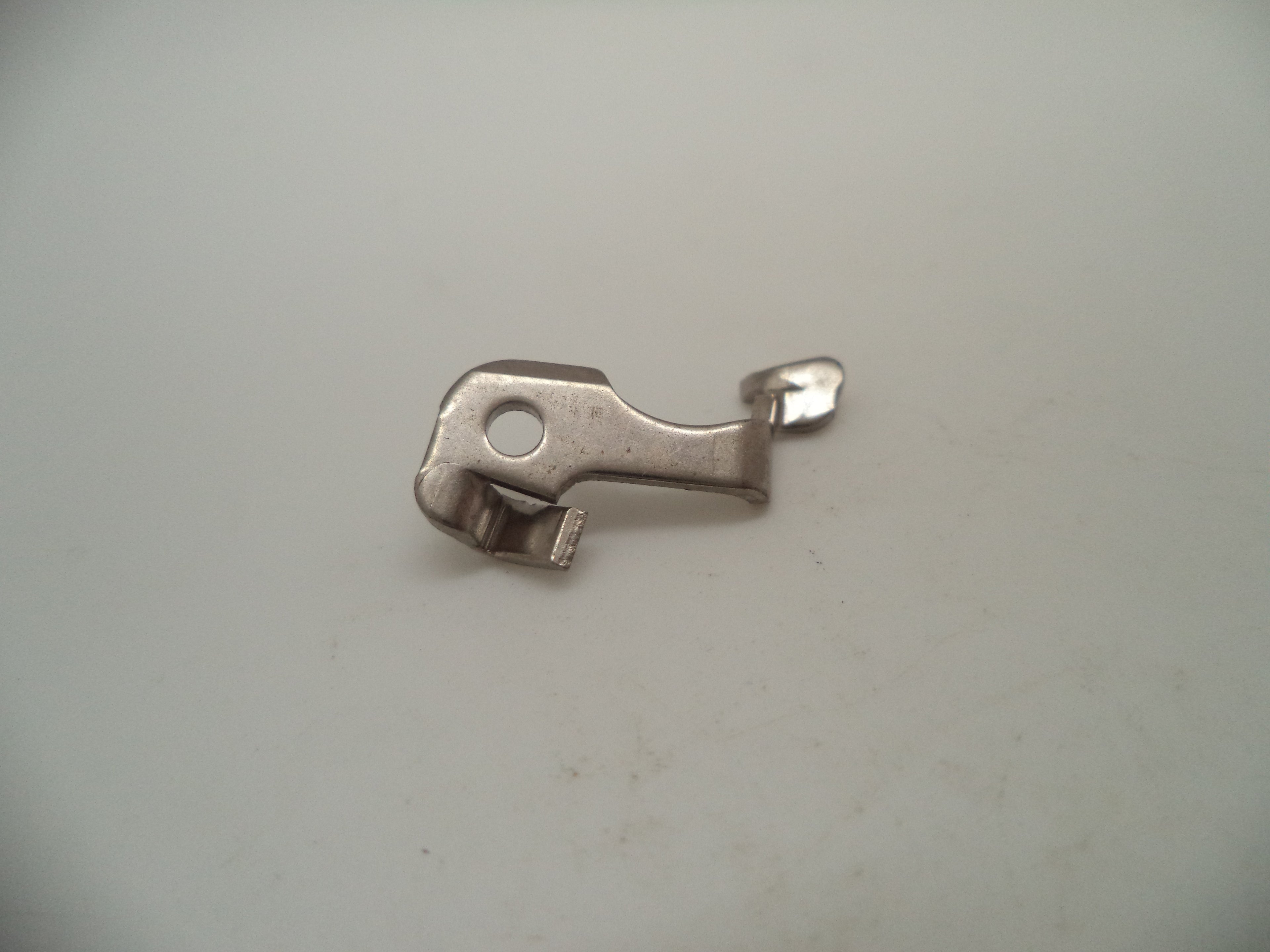 Smith & Wesson M&P 9/40 Magazine Safety Lever | OEM 441450000