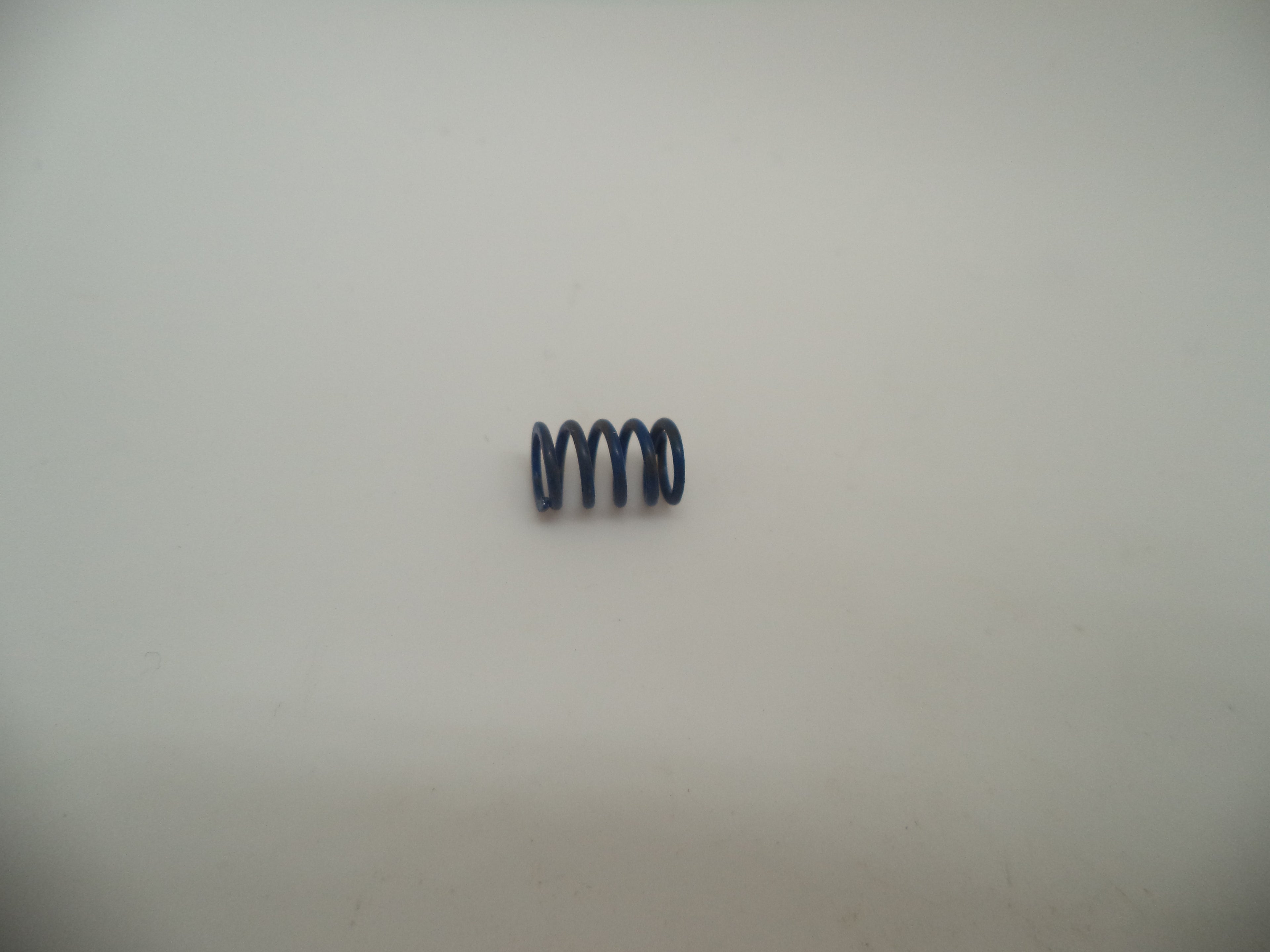 Smith & Wesson M&P Shield 40 Extractor Spring - .40 S&W - Factory OEM 425580000