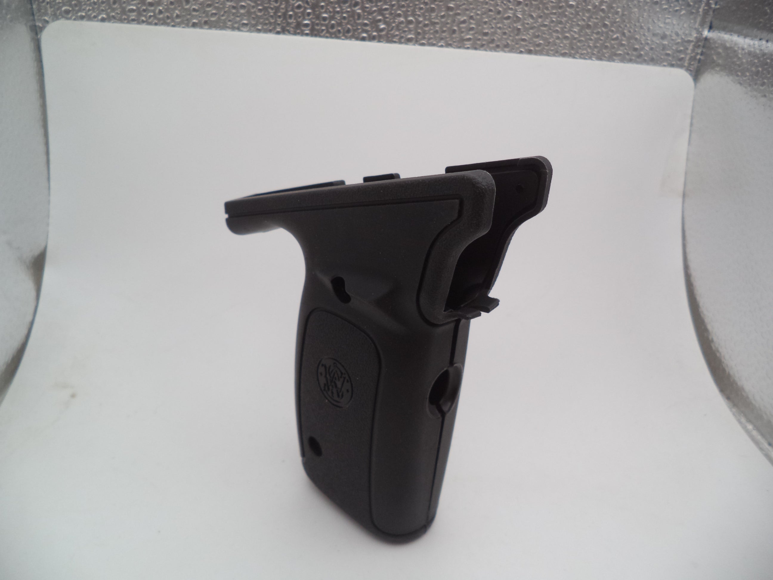 Smith & Wesson Model 22-A / 22-S Soft Touch Target Grips with Thumb Rest - .22 LR - Includes Screws - 192740000