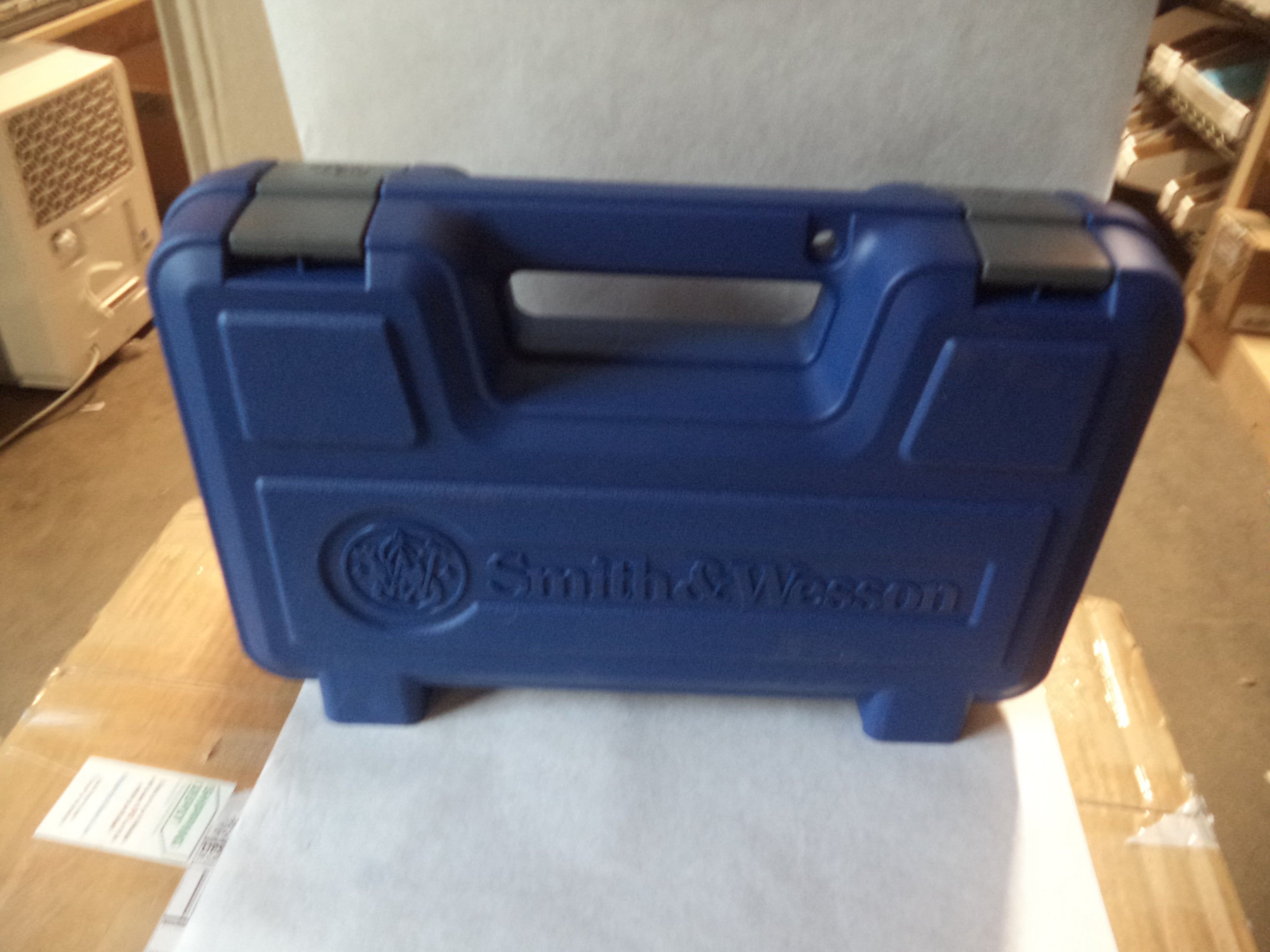 Smith & Wesson Factory Gun Box Blue Polymer Models 460 & 500 - 390350000