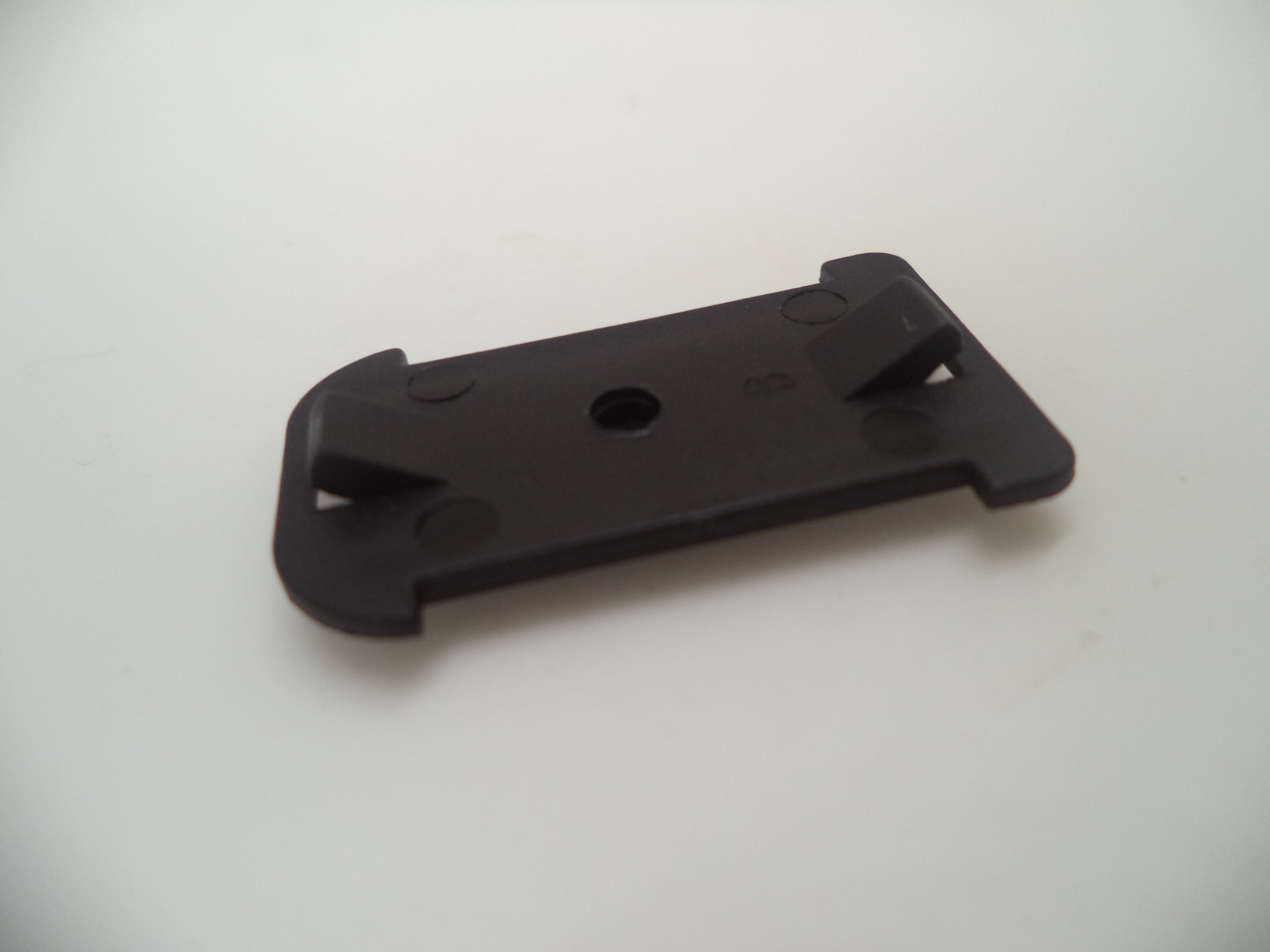 Smith & Wesson M&P 9/40 Buttplate Magazine Catch | OEM 264680000
