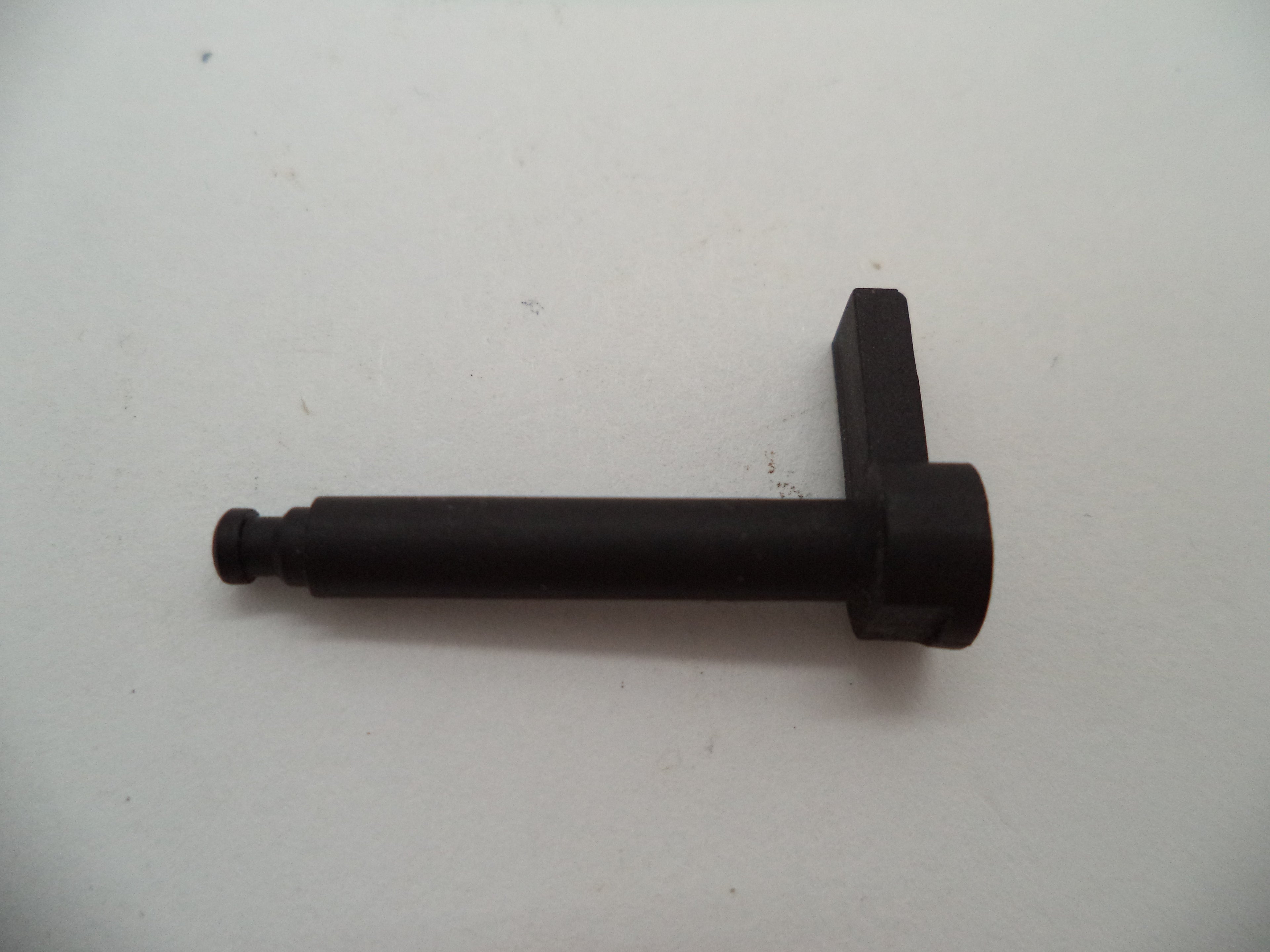 S&W Magazine Release 239160000 - Model 910 9mm Plastic Factory New