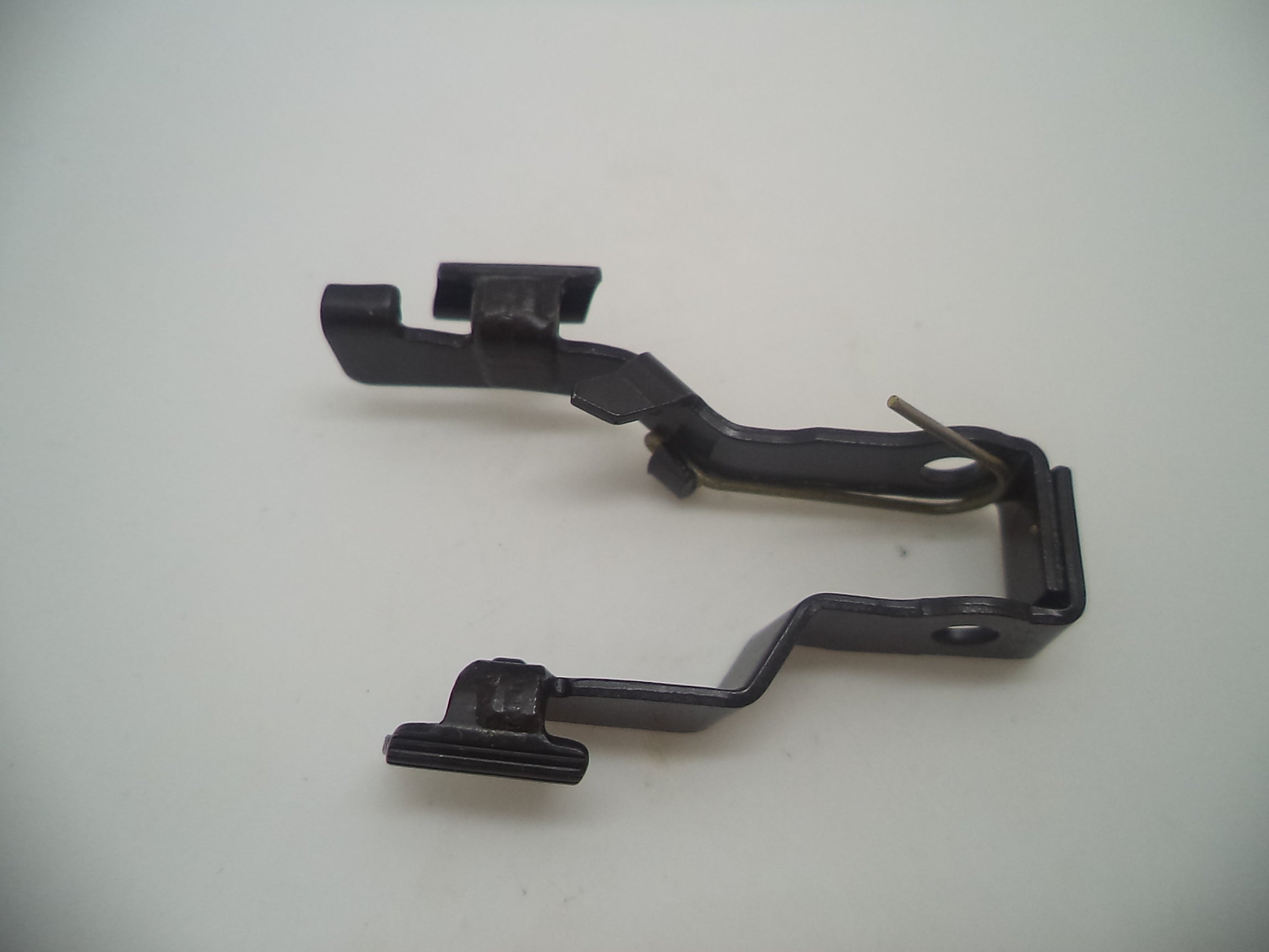 Smith & Wesson M&P Slide Stop Assembly 9mm/40 424270000