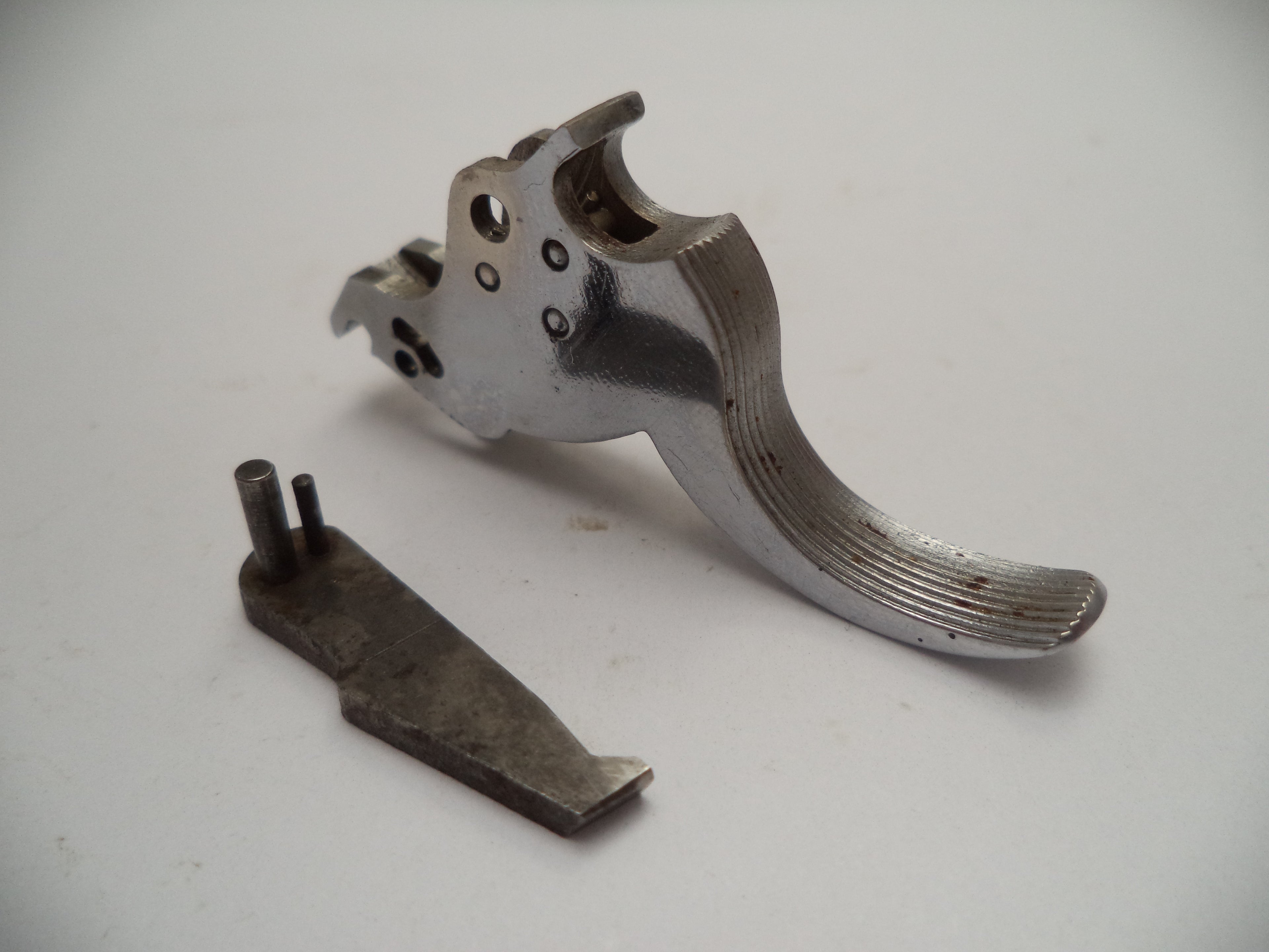 KN15186 Smith & Wesson K Frame Model 15 .265" Trigger Nickel Used .38 Special