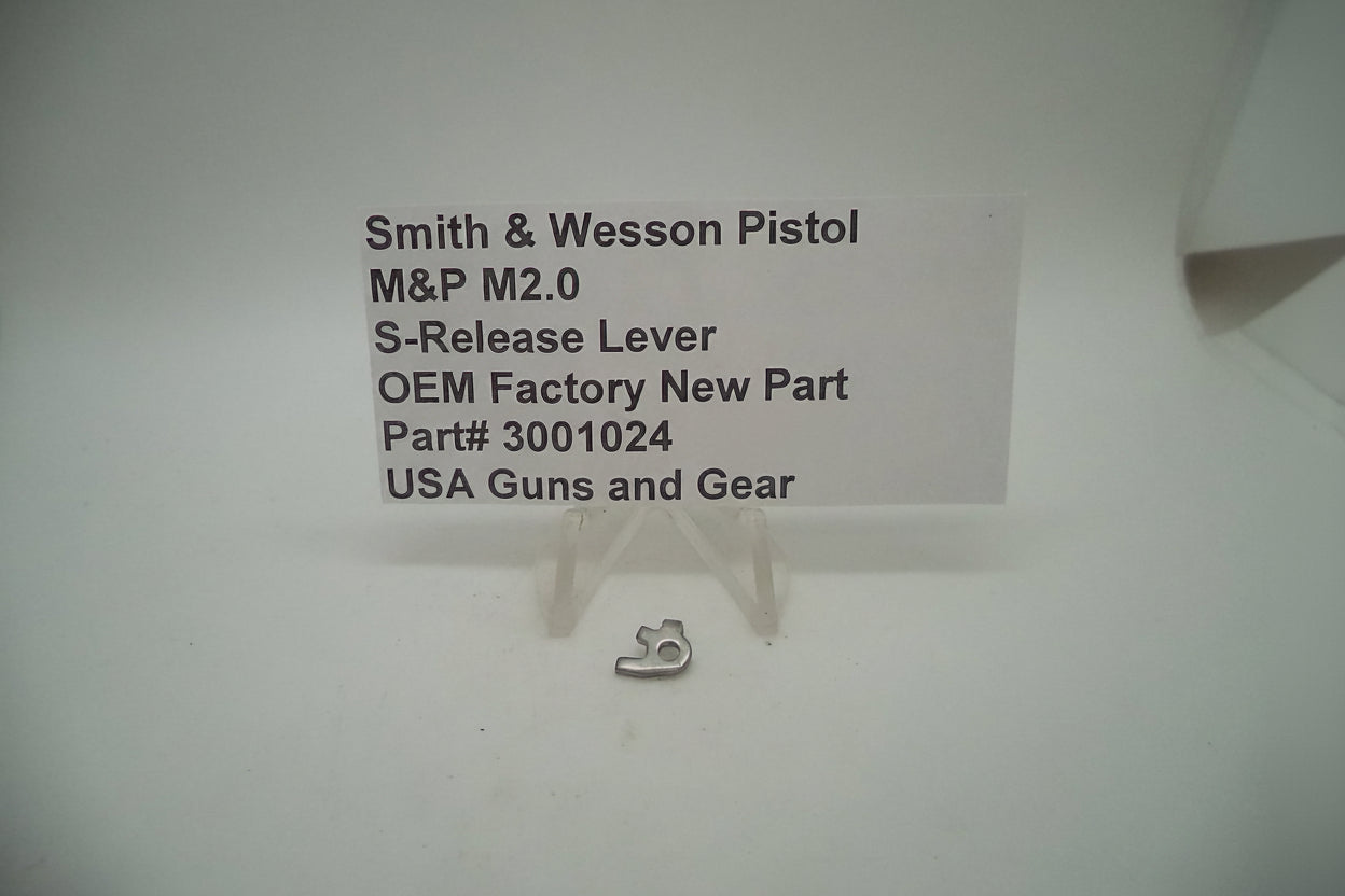 Smith & Wesson Pistol M&P M2.0 S-Release Lever, displayed on a stand with product information label.