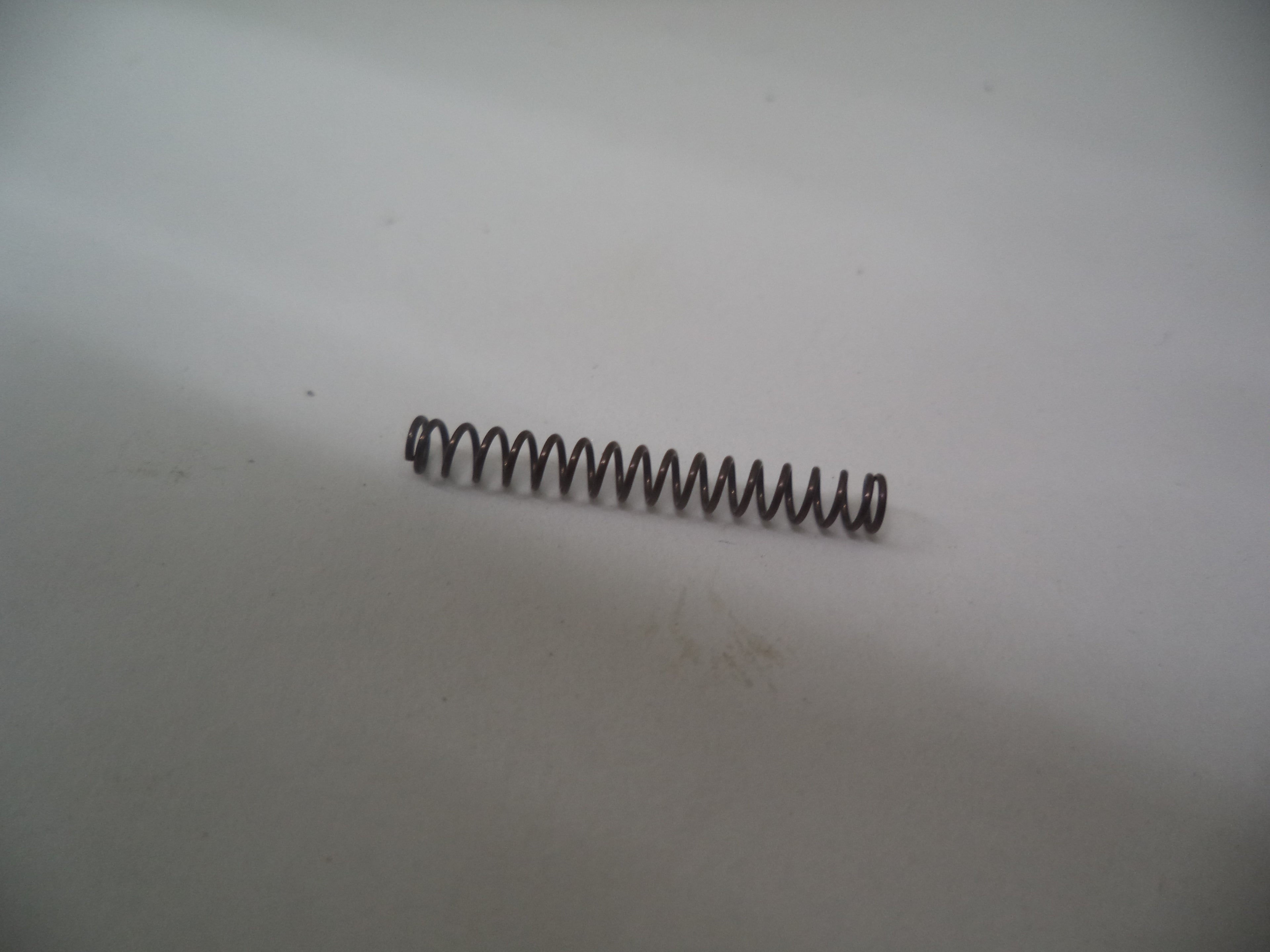 Smith & Wesson M&P 15-22 Extractor Spring New Part 315610000