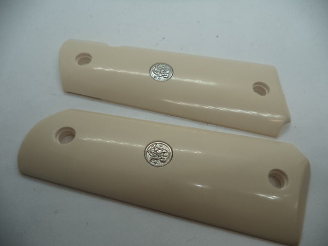 Smith & Wesson 1911 Government Grips - Commander Ivory with Medallions (194020000)