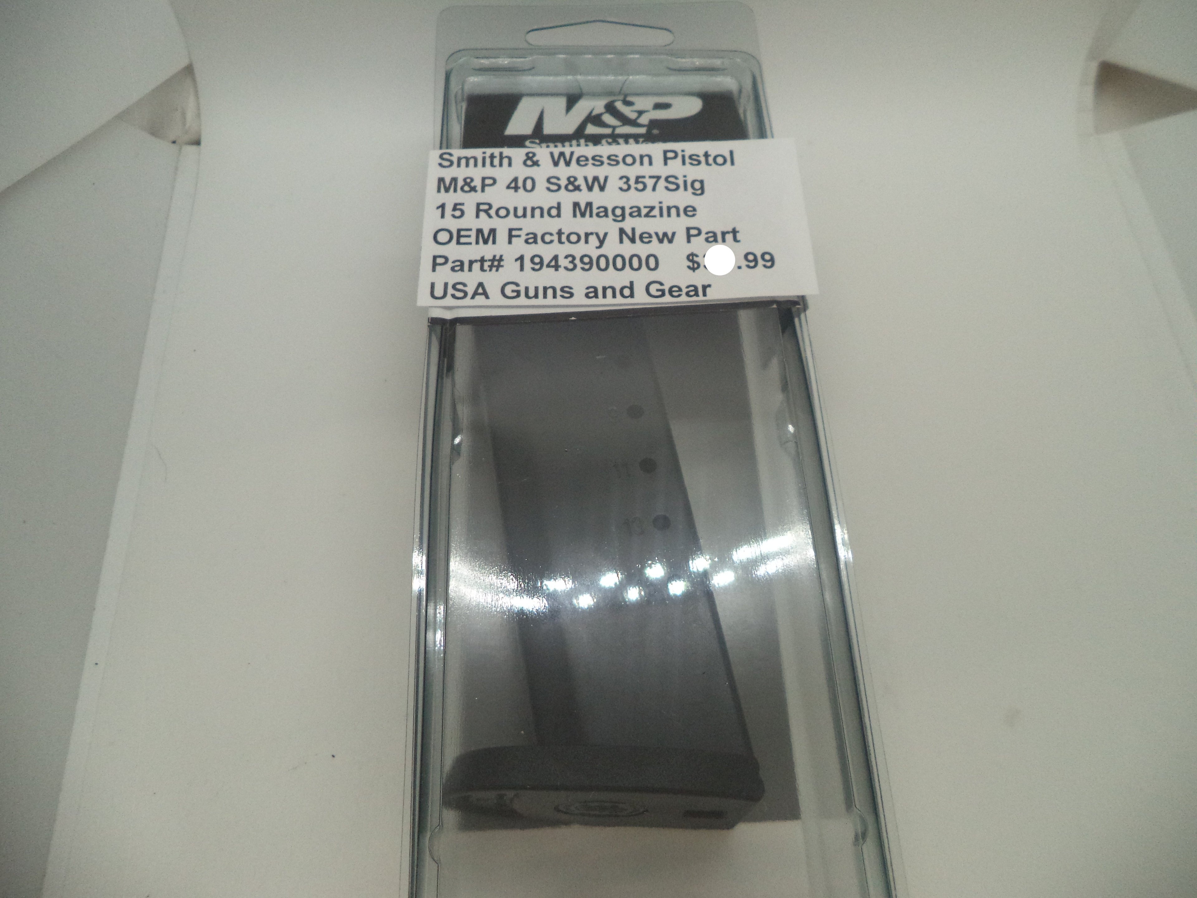 Smith & Wesson M&P 40 Magazine 15-Round - .40 S&W/.357 Sig - Factory OEM