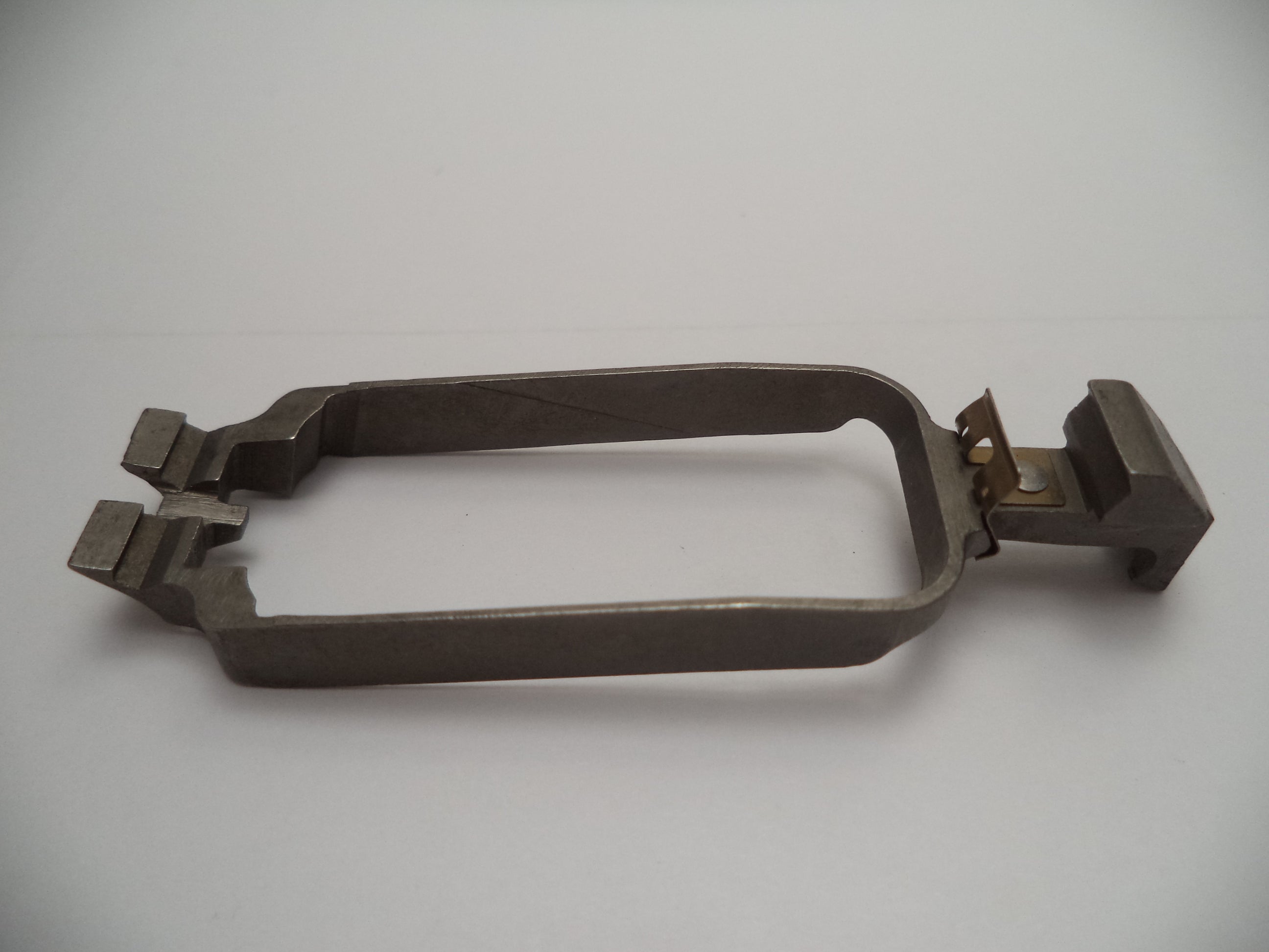 DB2 Smith and Wesson Model 6903 9MM Pistol Drawbar SS Used
