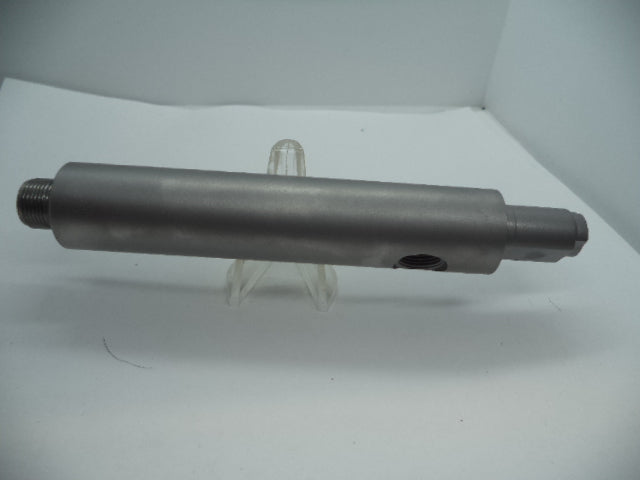 Smith & Wesson SW22 Victory 5.5" Threaded Barrel 3002005