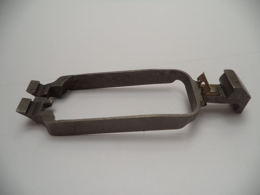 DB5 Smith and Wesson Model 6904 9MM Pistol Drawbar SS Used