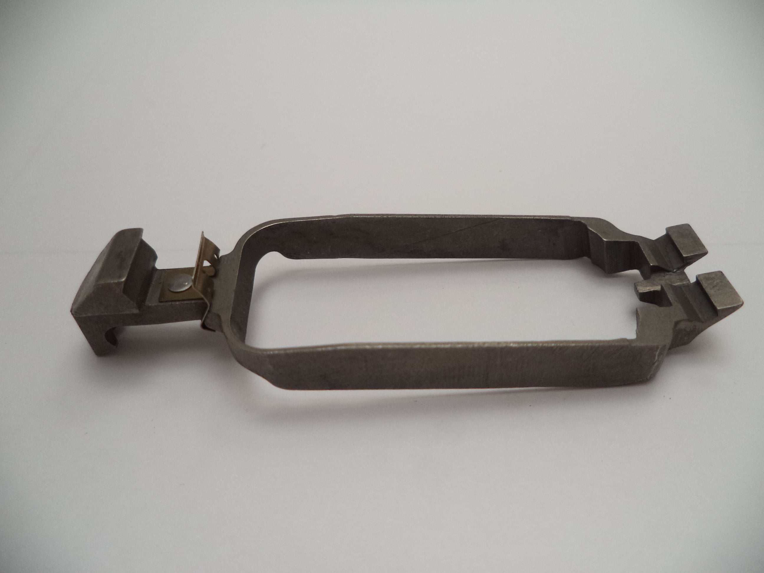 DB7 Smith and Wesson Model 6906 9MM Pistol Drawbar SS Used
