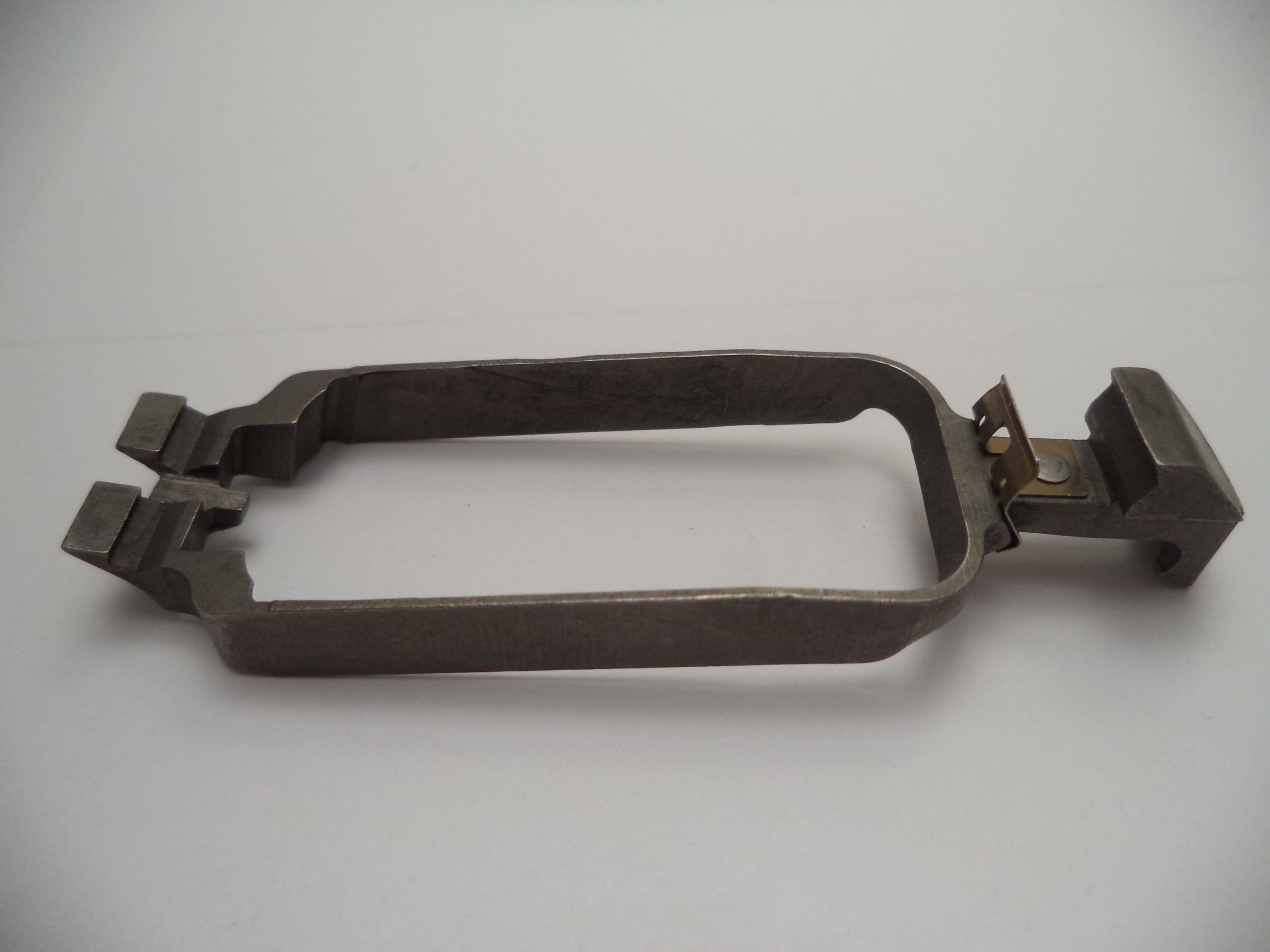 DB7 Smith and Wesson Model 6906 9MM Pistol Drawbar SS Used