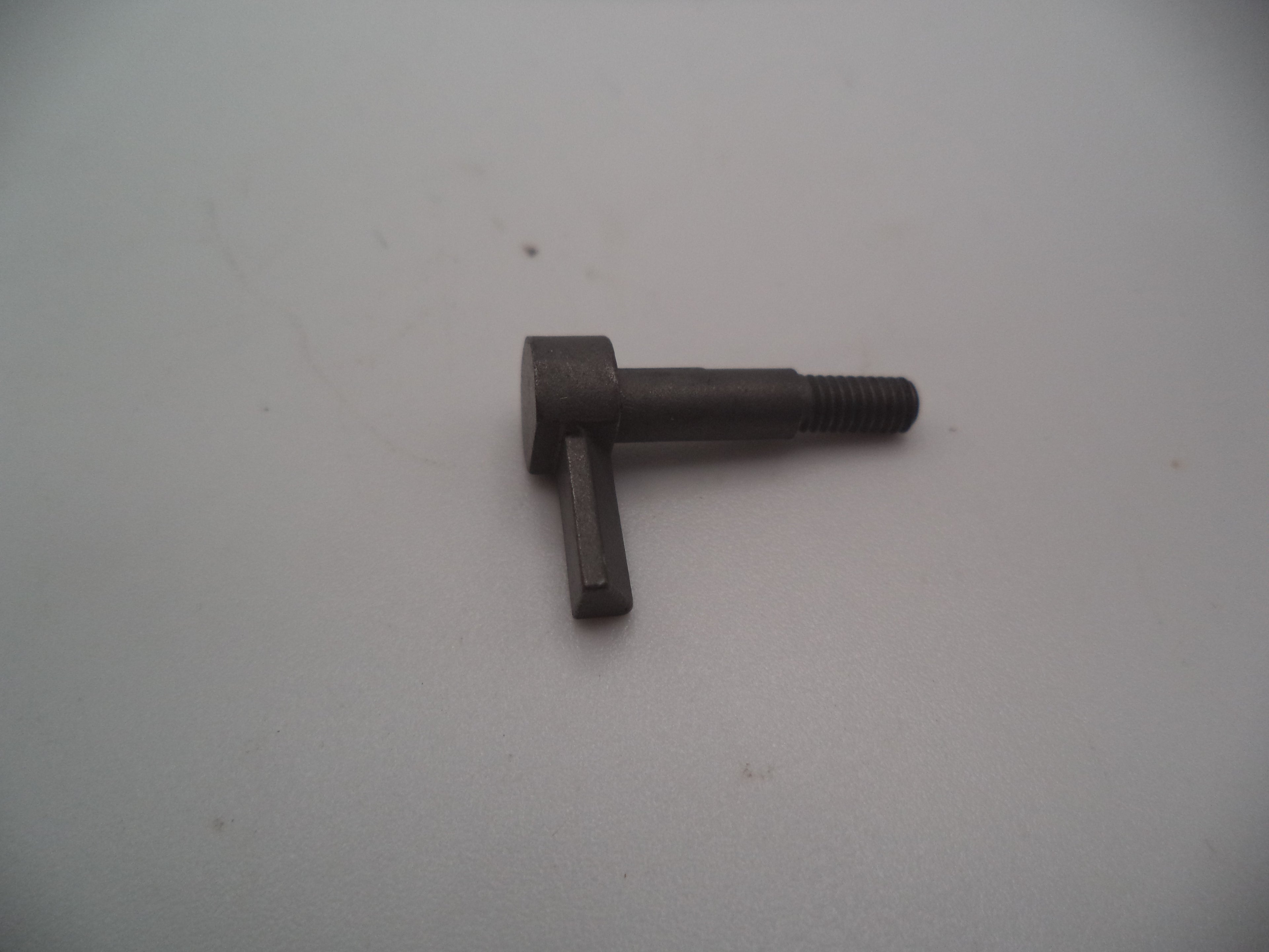 Smith & Wesson 3913 Magazine Catch - Factory New