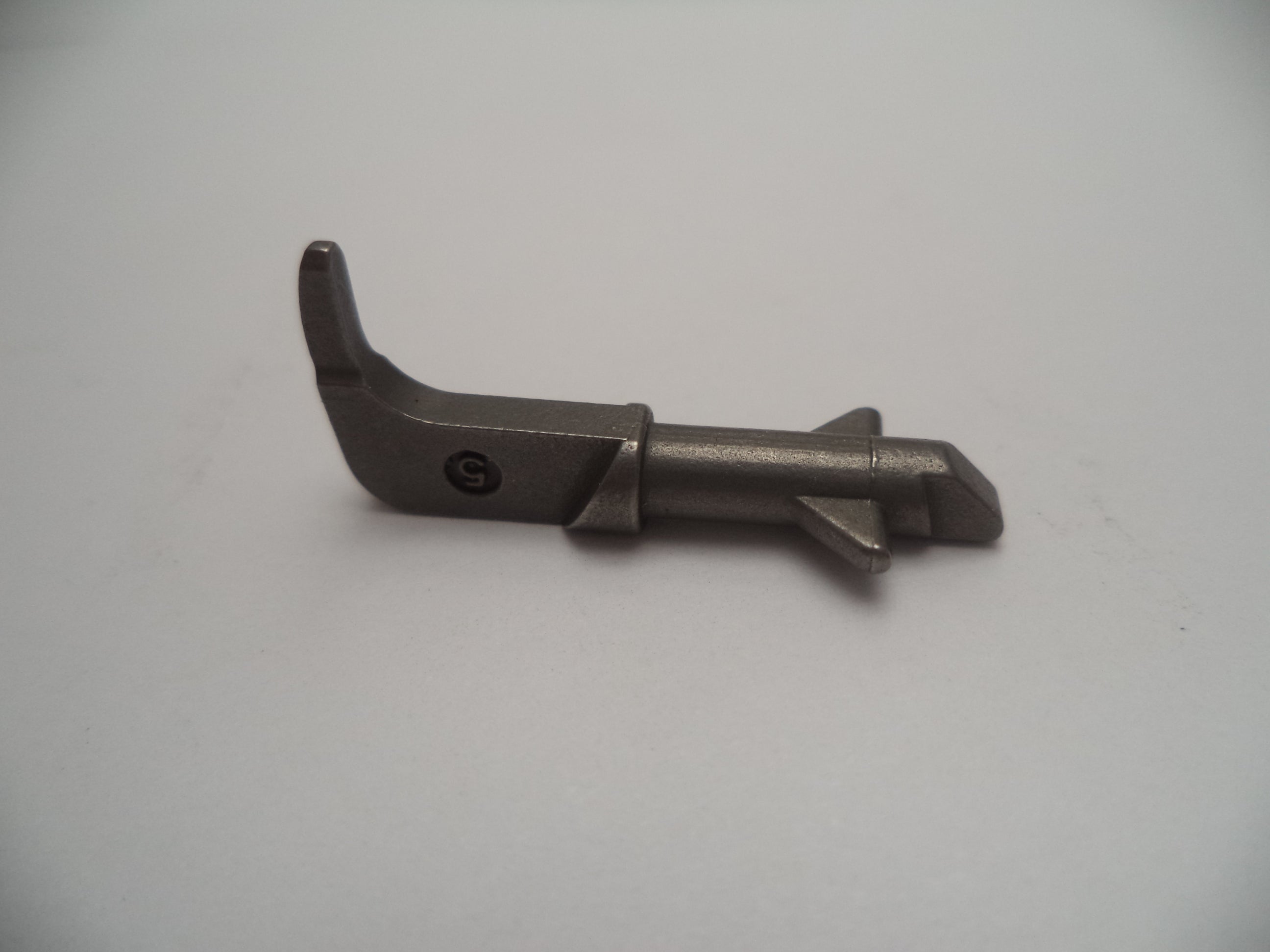 USA Guns And Gear - USA Guns And Gear Disconnector - Gun Parts Smith & Wesson - Smith & Wesson