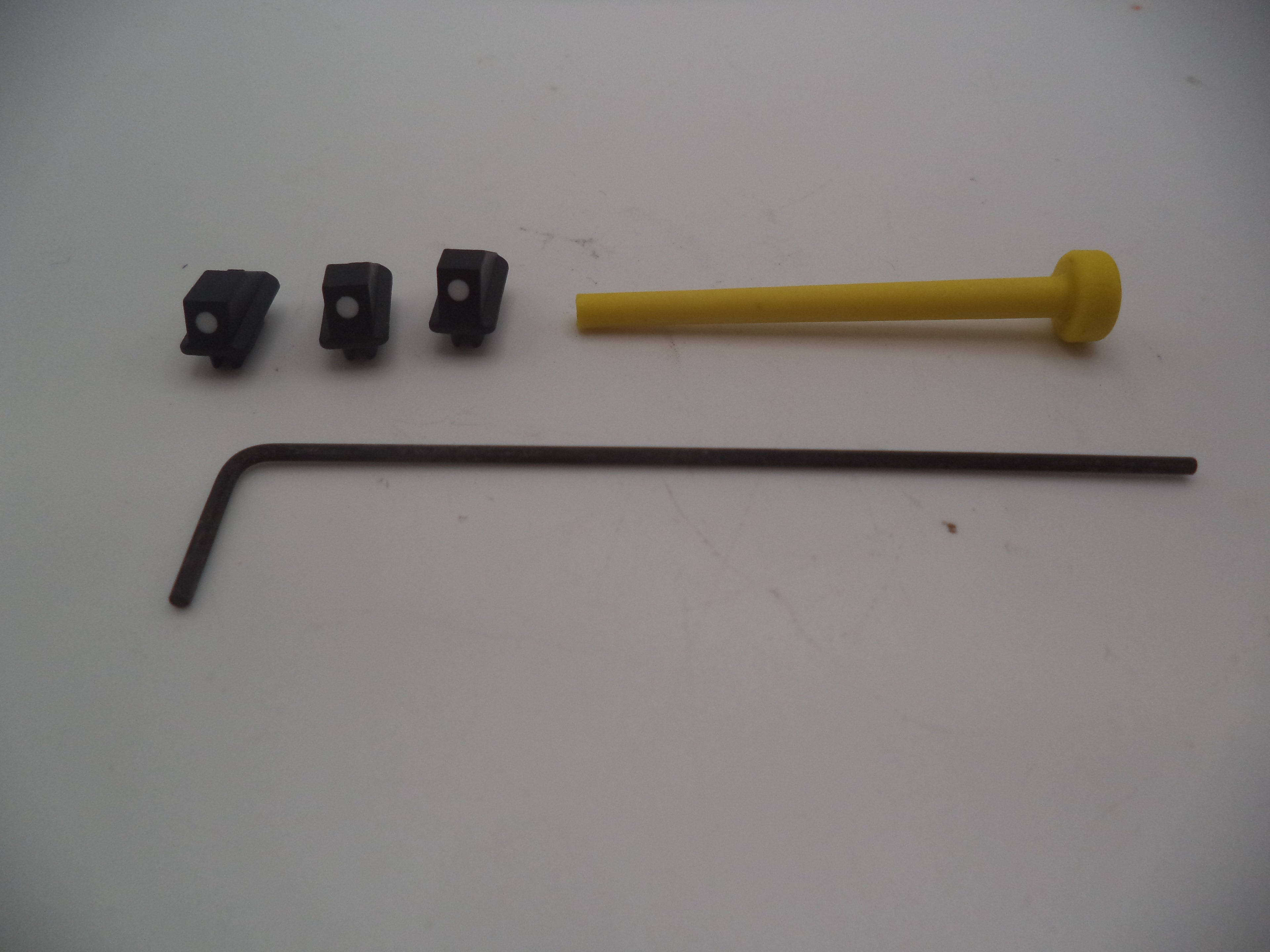 Smith & Wesson SW99 Series Front Sight Kit - Multi-Model - 264060000