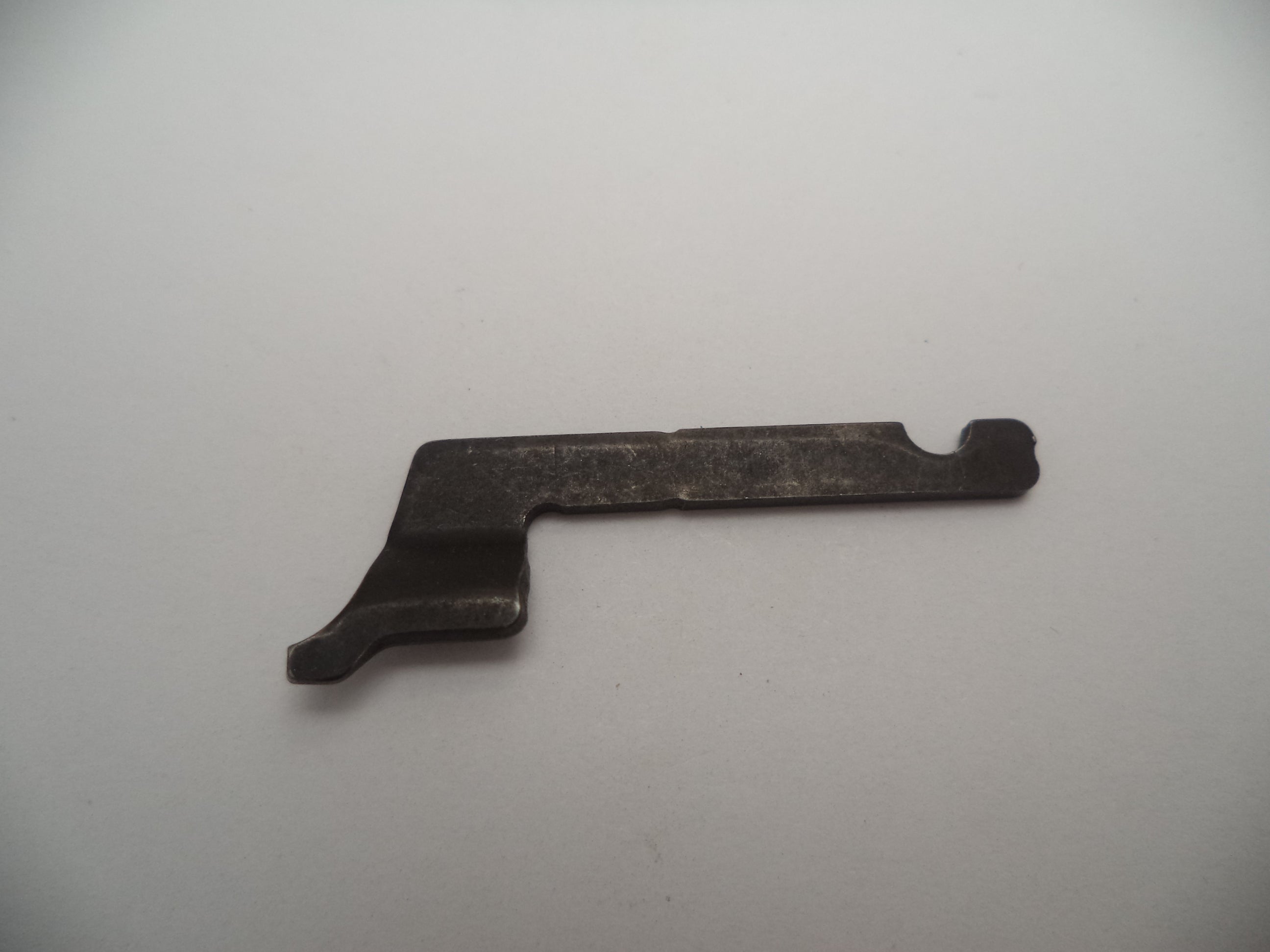 255570000 Smith & Wesson Ejector New Pistol Part for Model SW9M