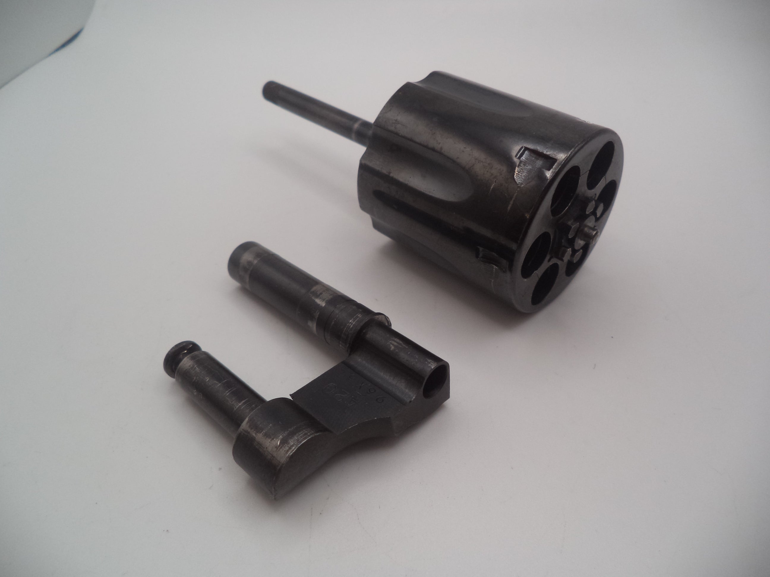 Smith & Wesson Model 586 L Frame Cylinder Assembly - Blued Finish | OEM Part 58670