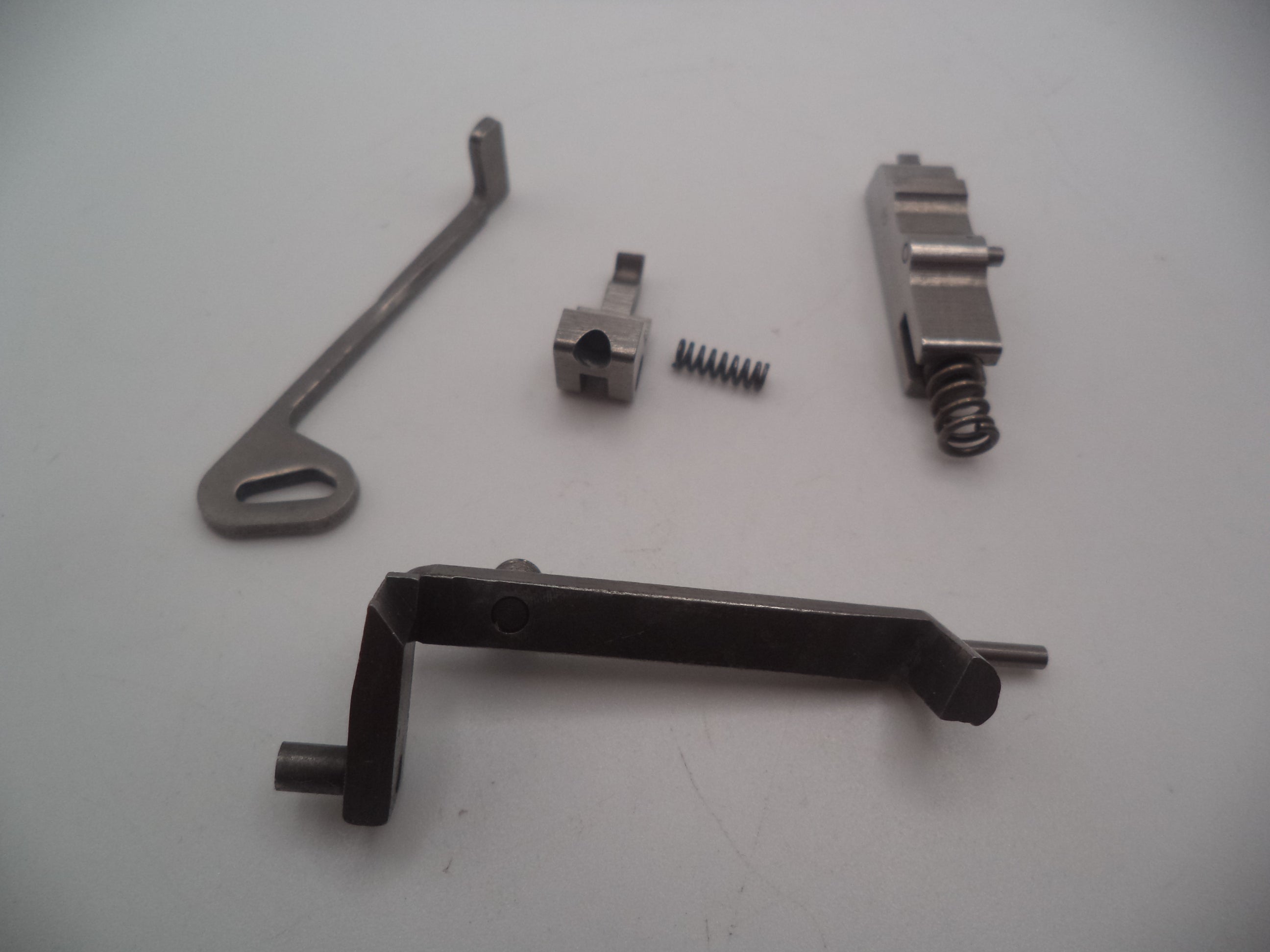 Smith & Wesson Model 629 N Frame Internal Parts - Genuine Factory Part 629139B