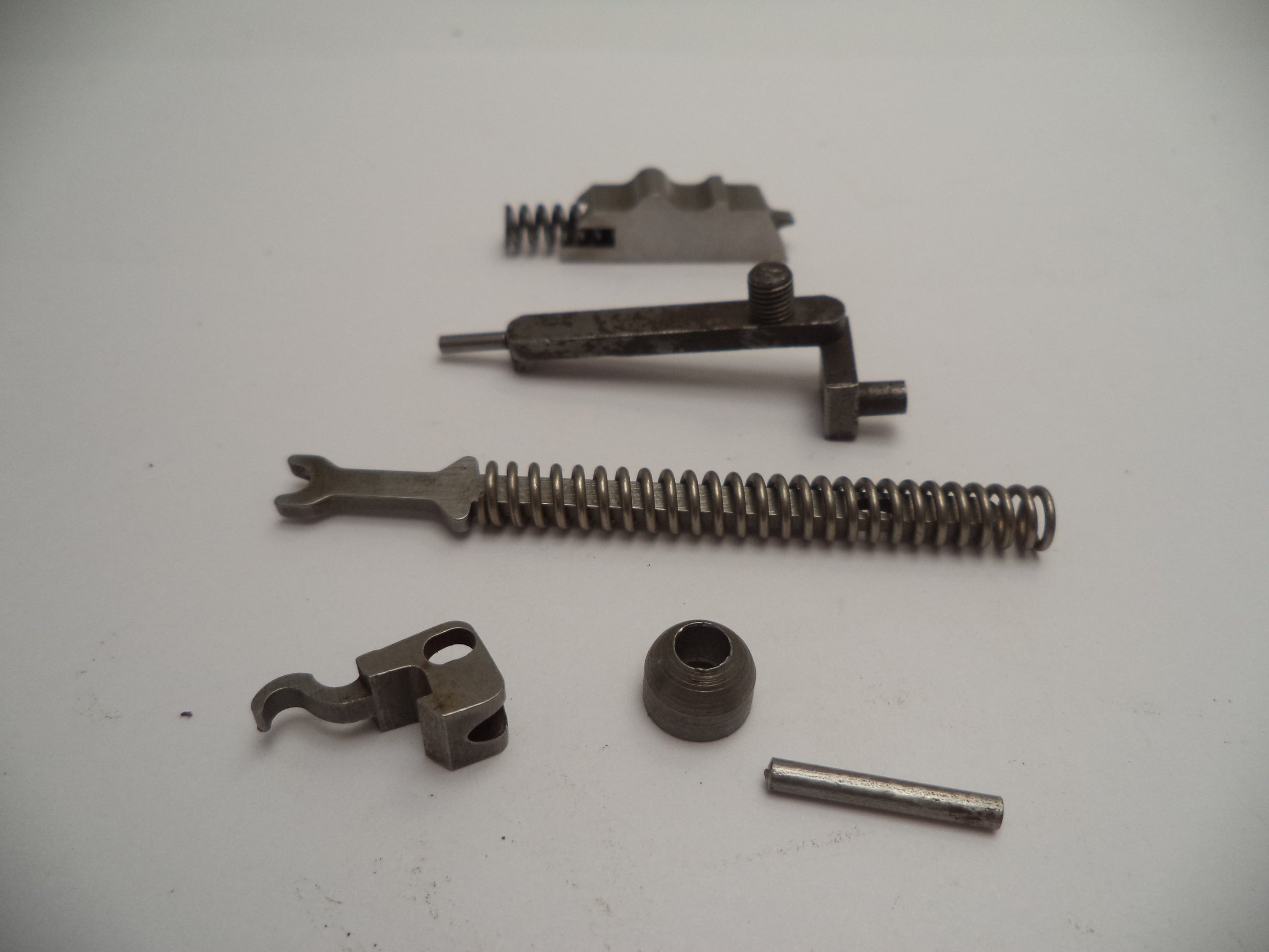 JS139 Smith & Wesson J Frame Model 640 Internal Parts Used .38 Special
