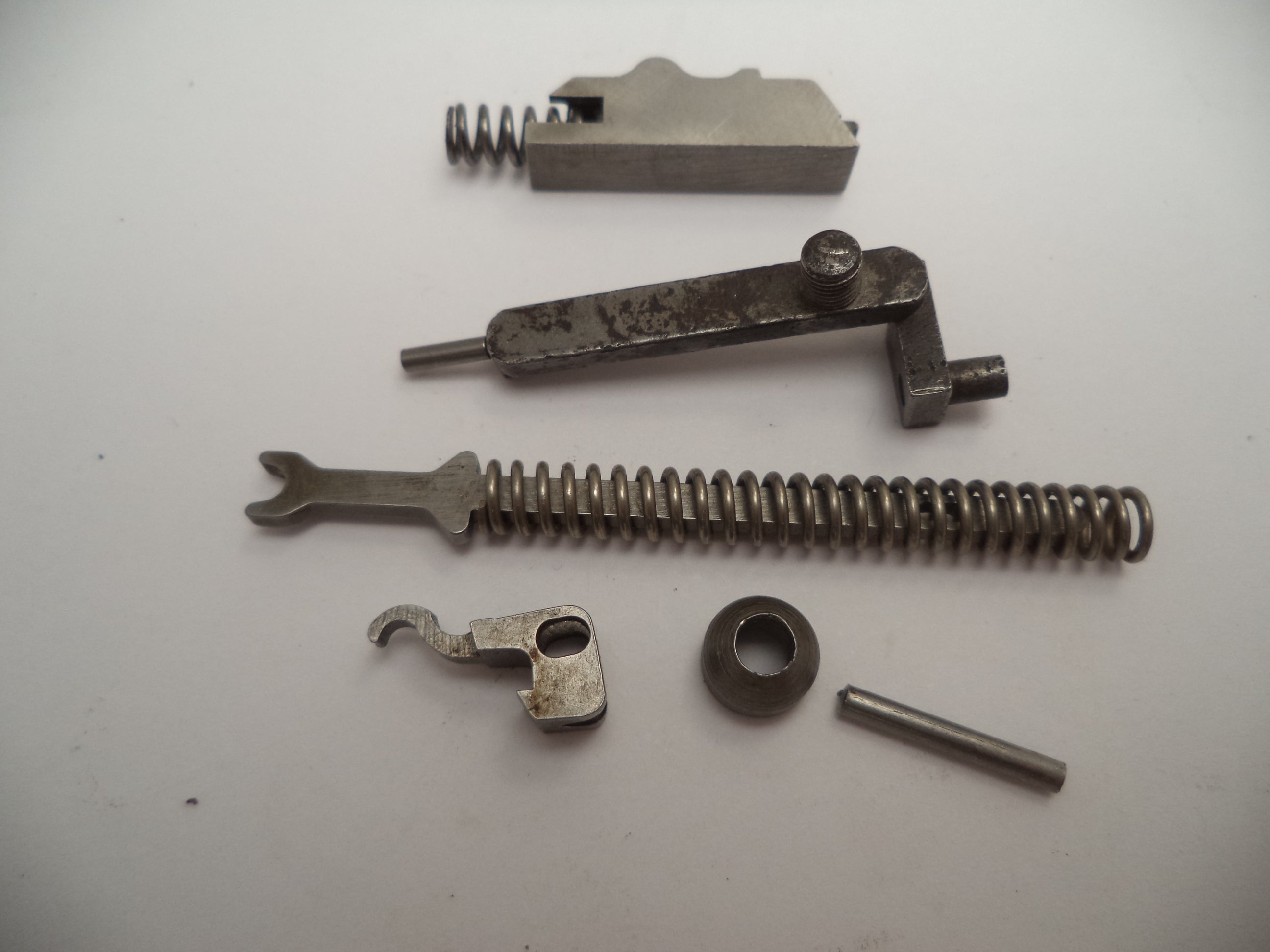 JS139 Smith & Wesson J Frame Model 640 Internal Parts Used .38 Special