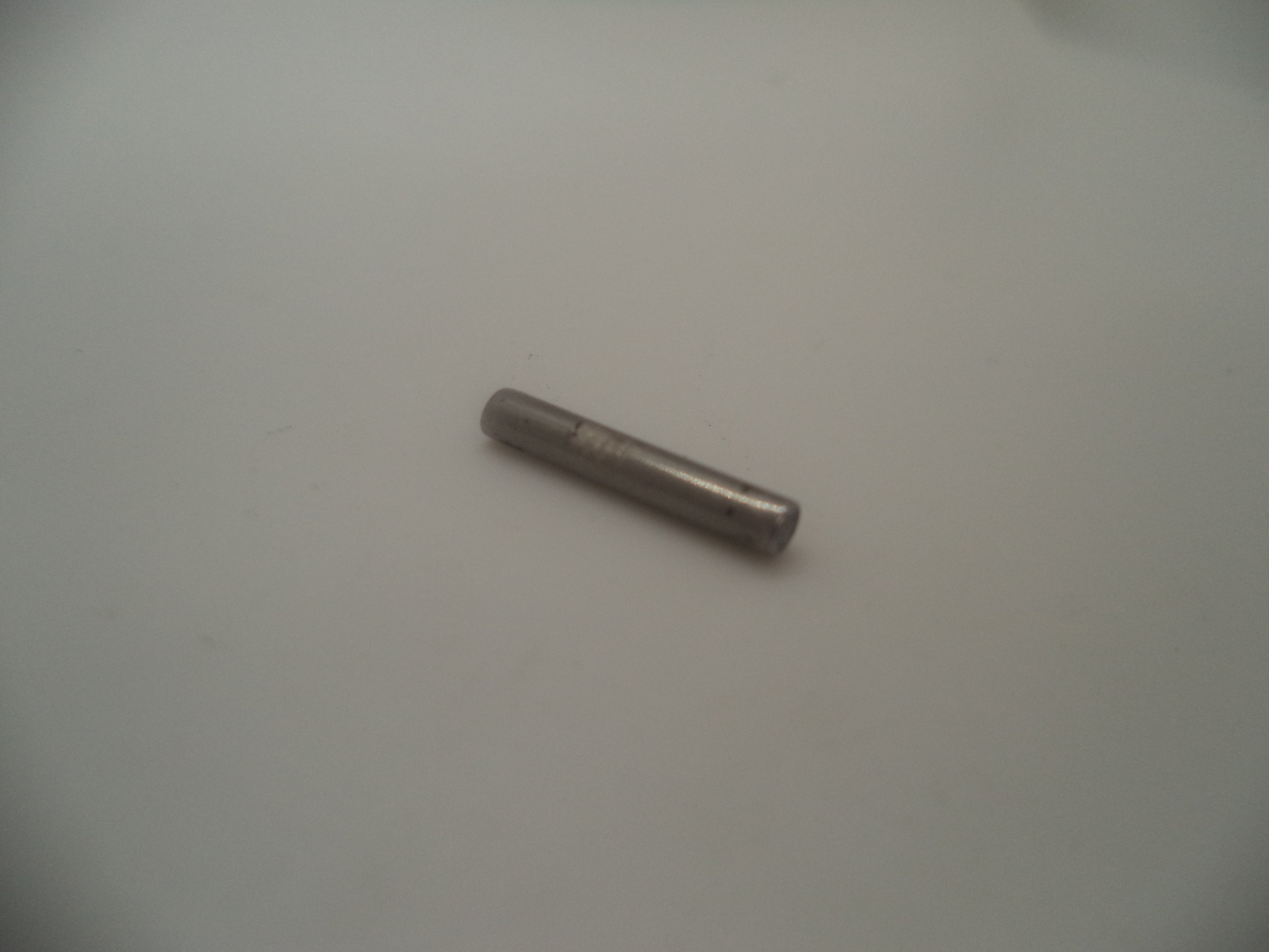 Davis Derringer Model DM-22 .22 Magnum Trigger Pin #D19