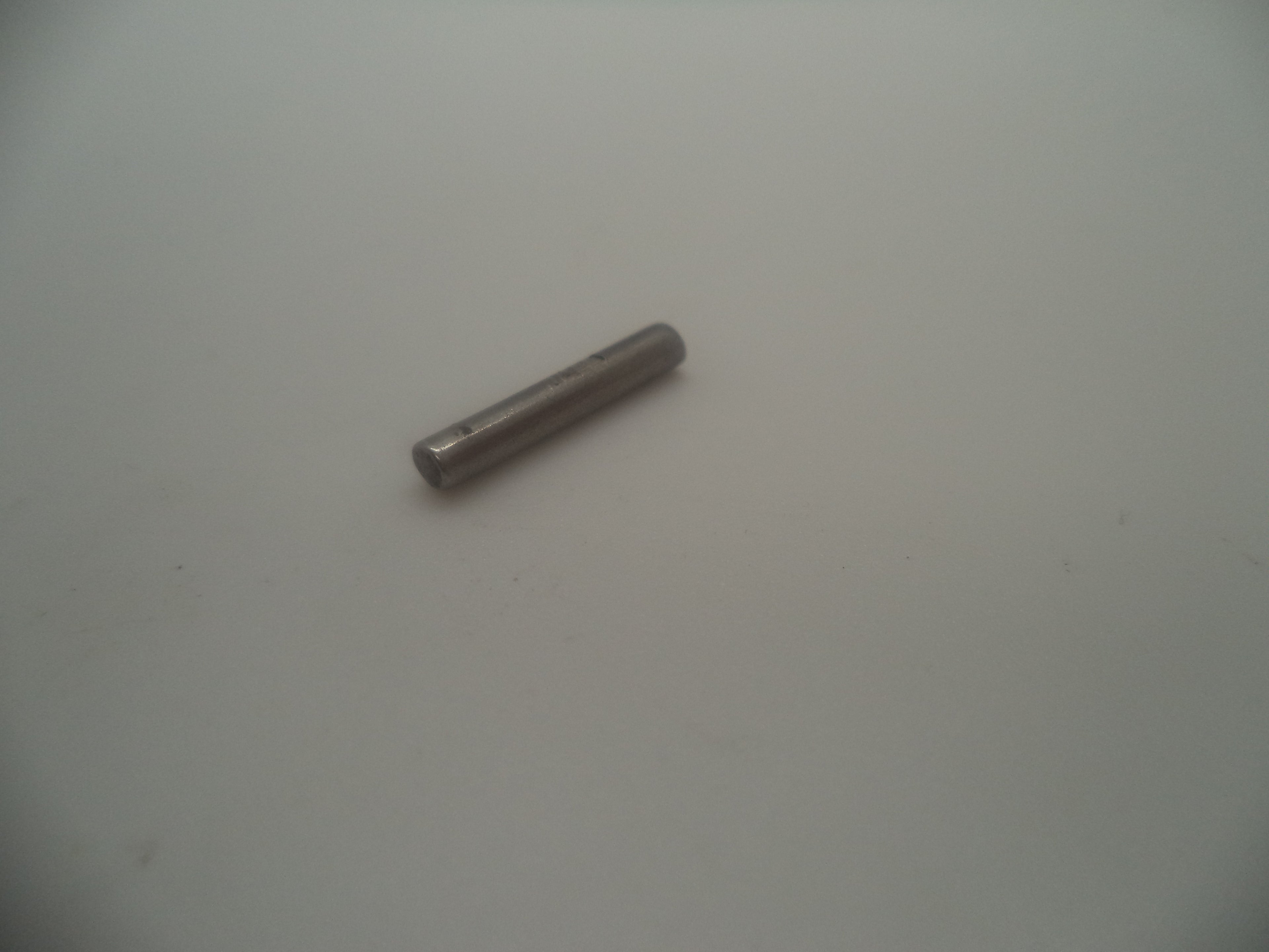 Davis Derringer Model DM-22 .22 Magnum Trigger Pin #D19