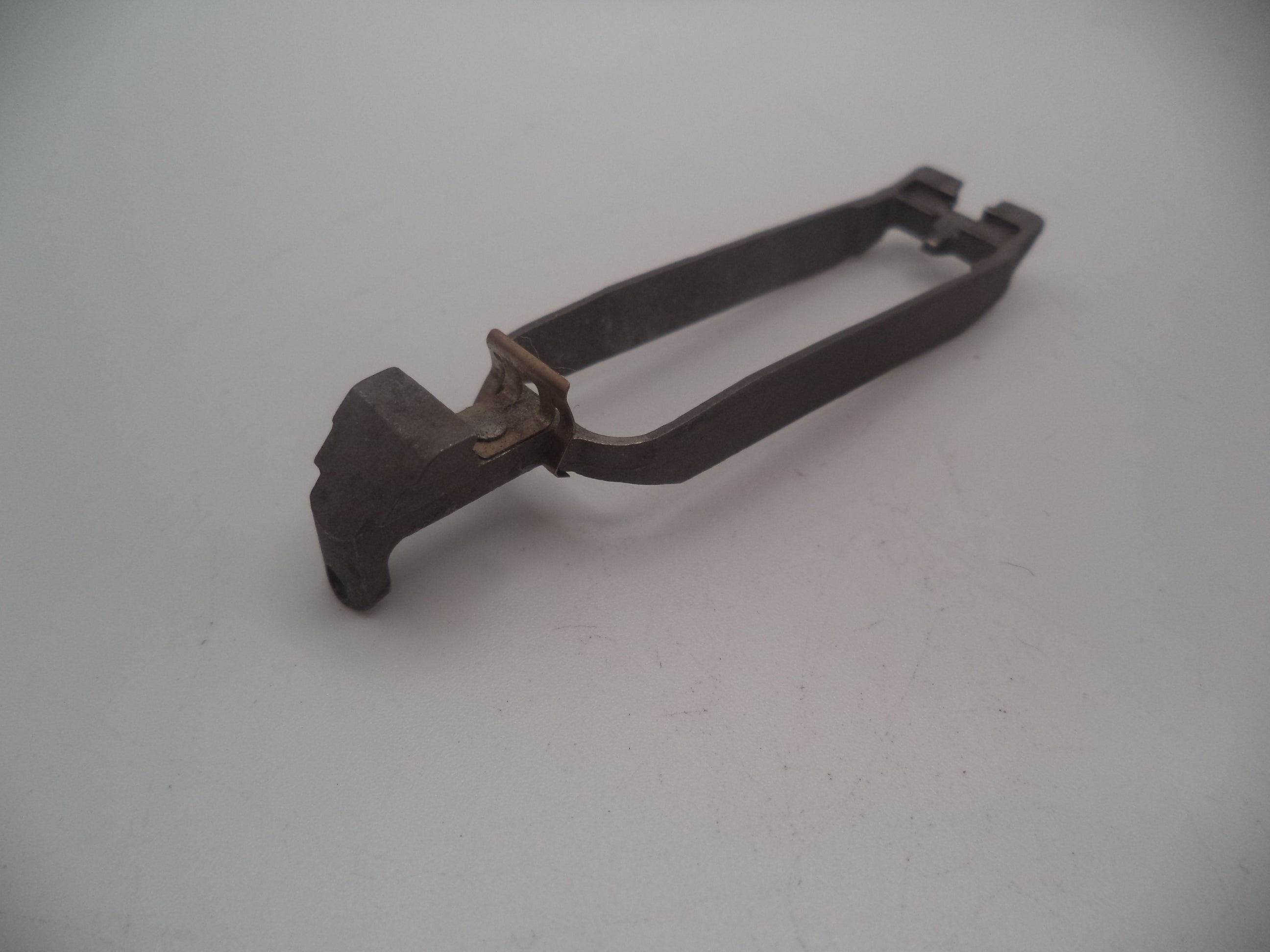 4579 Smith & Wesson Pistol model 457 (45 Series) Drawbar
