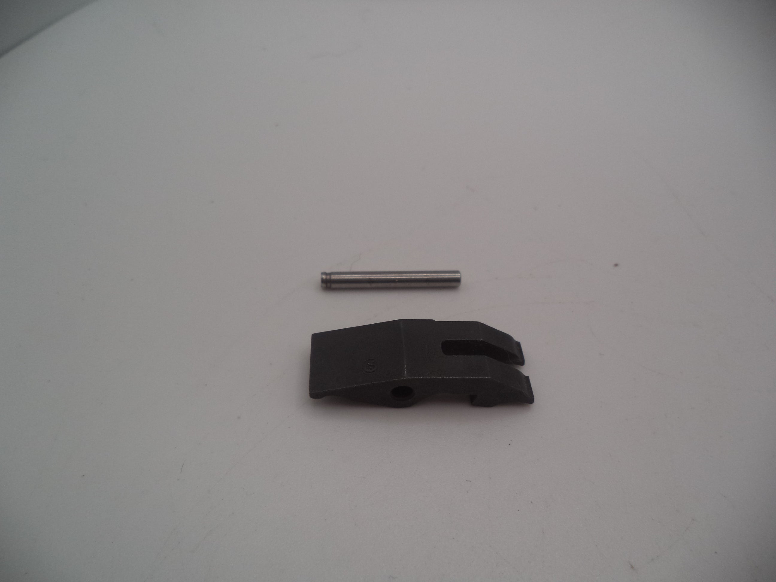 45761 Smith & Wesson Pistol Model 457 (45 Series) S-Lever Pin