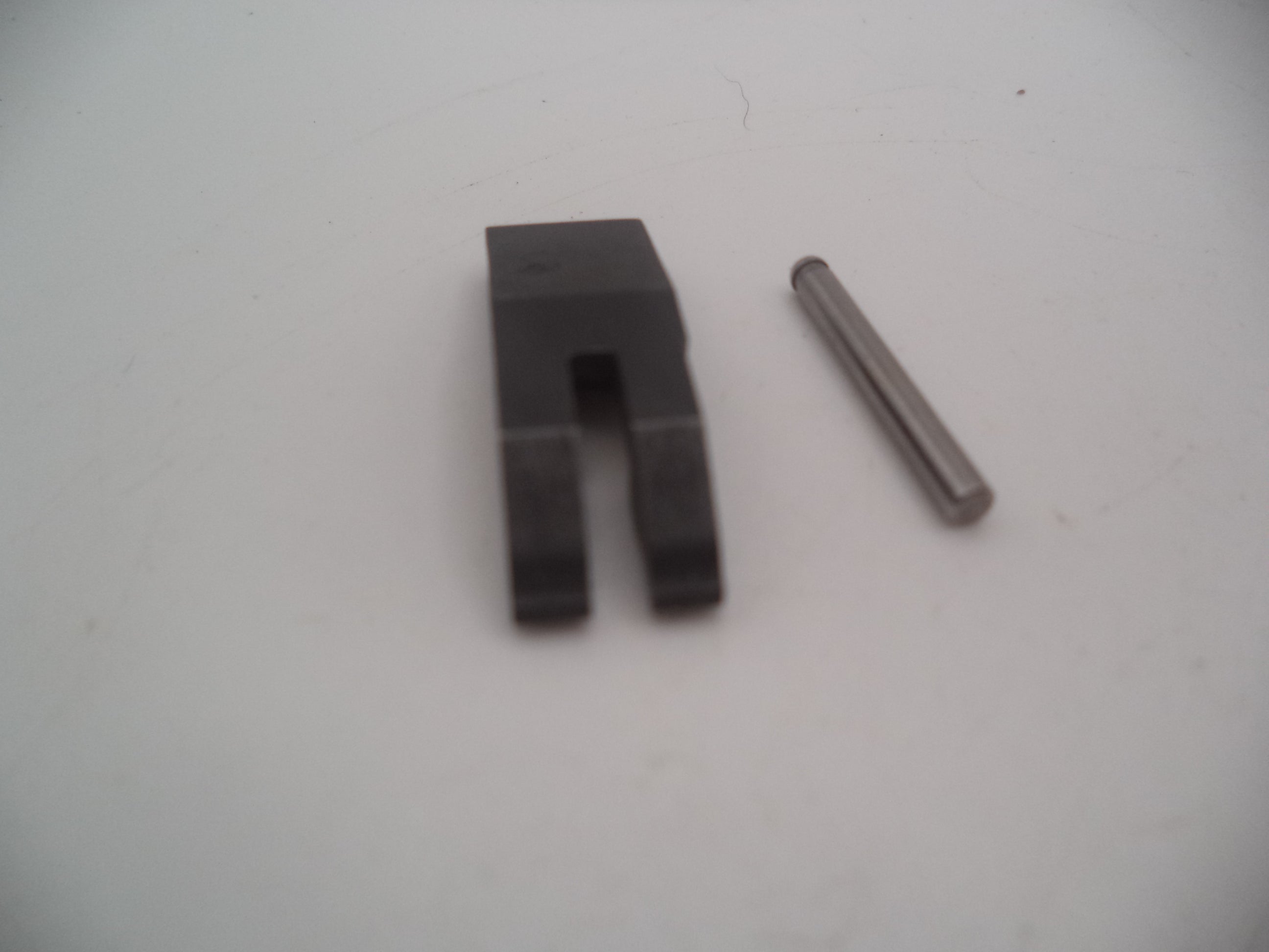 45761 Smith & Wesson Pistol Model 457 (45 Series) S-Lever Pin