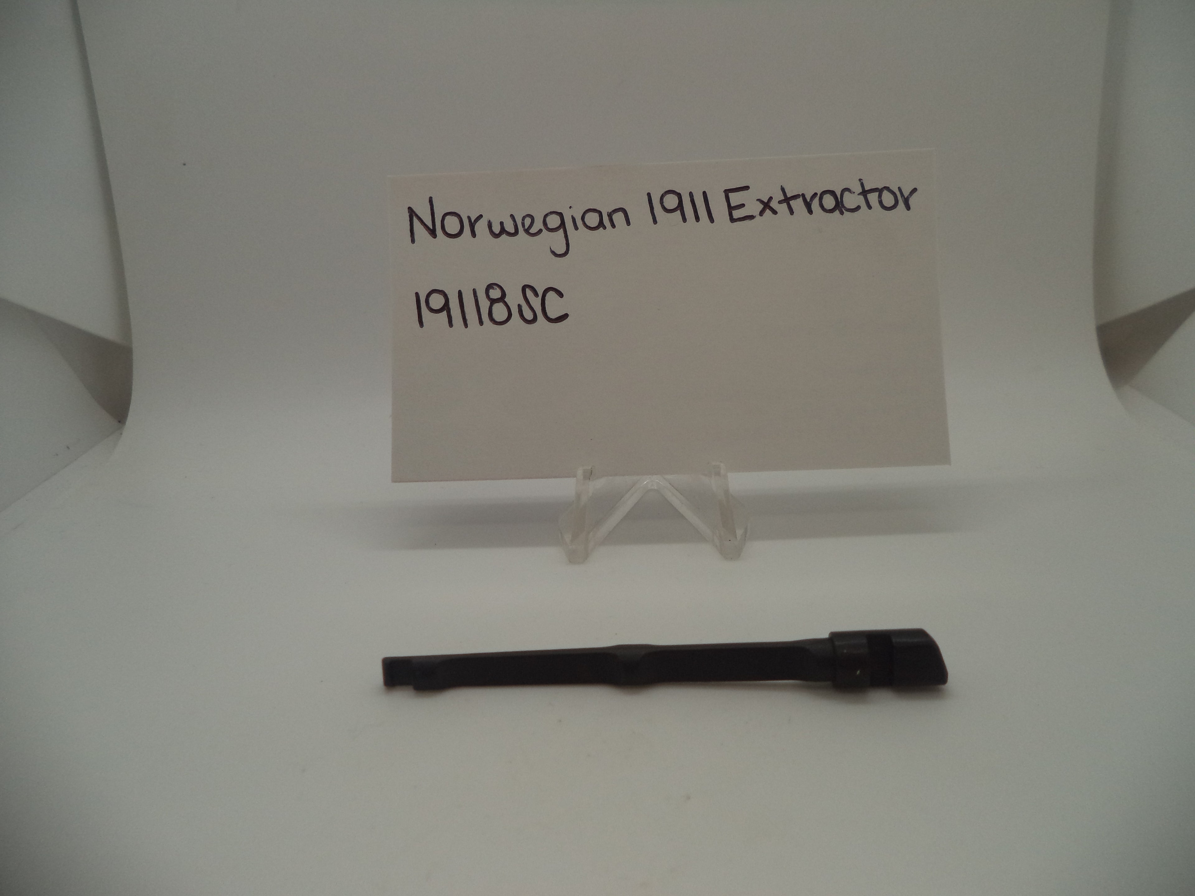 Model 1911 Pistol 1911 Extractor .45 Caliber New Part #19118SC
