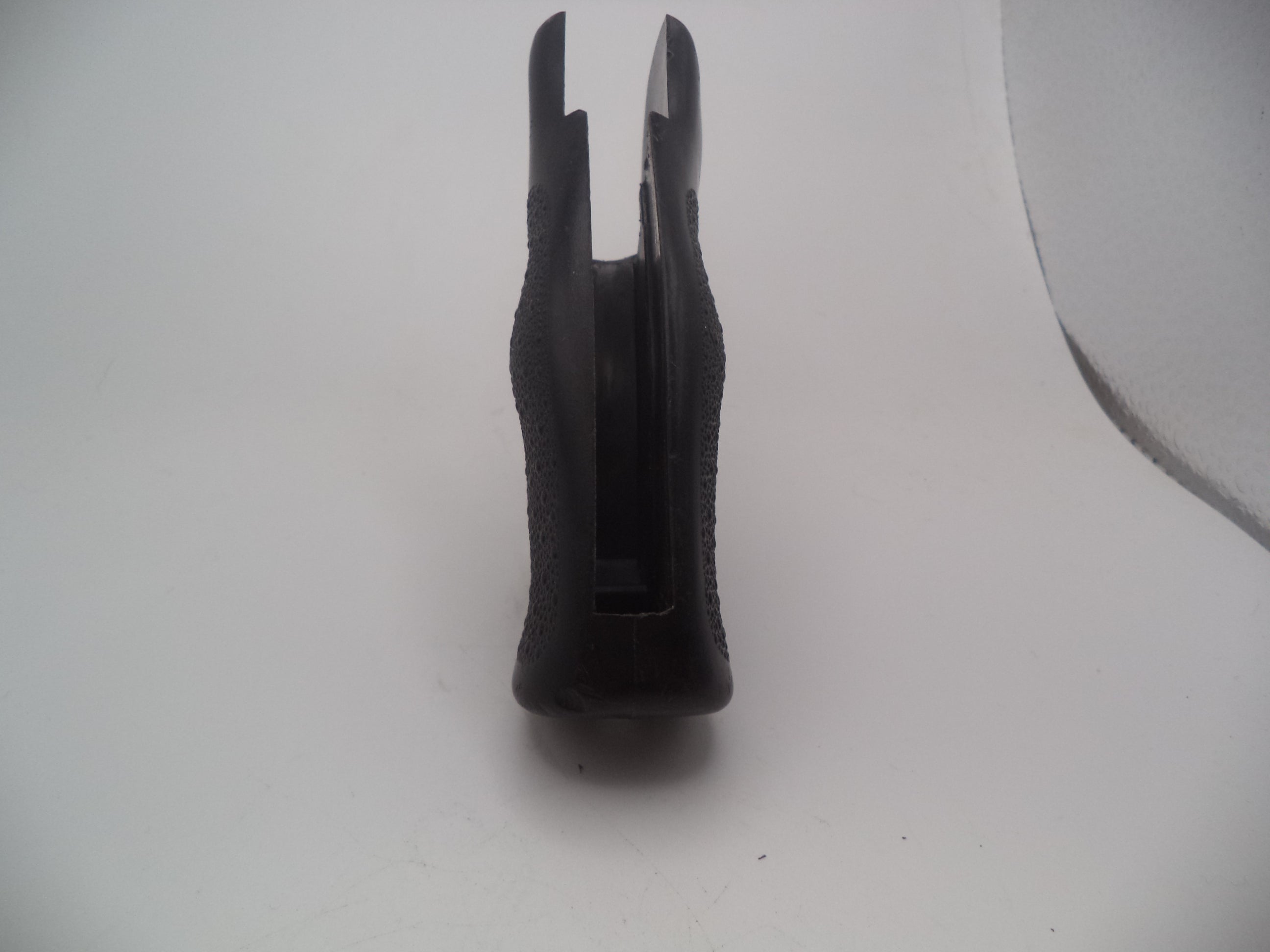 GP7 Smith & Wesson K & L Frame Rubber Pistol Grip Round Butt Used