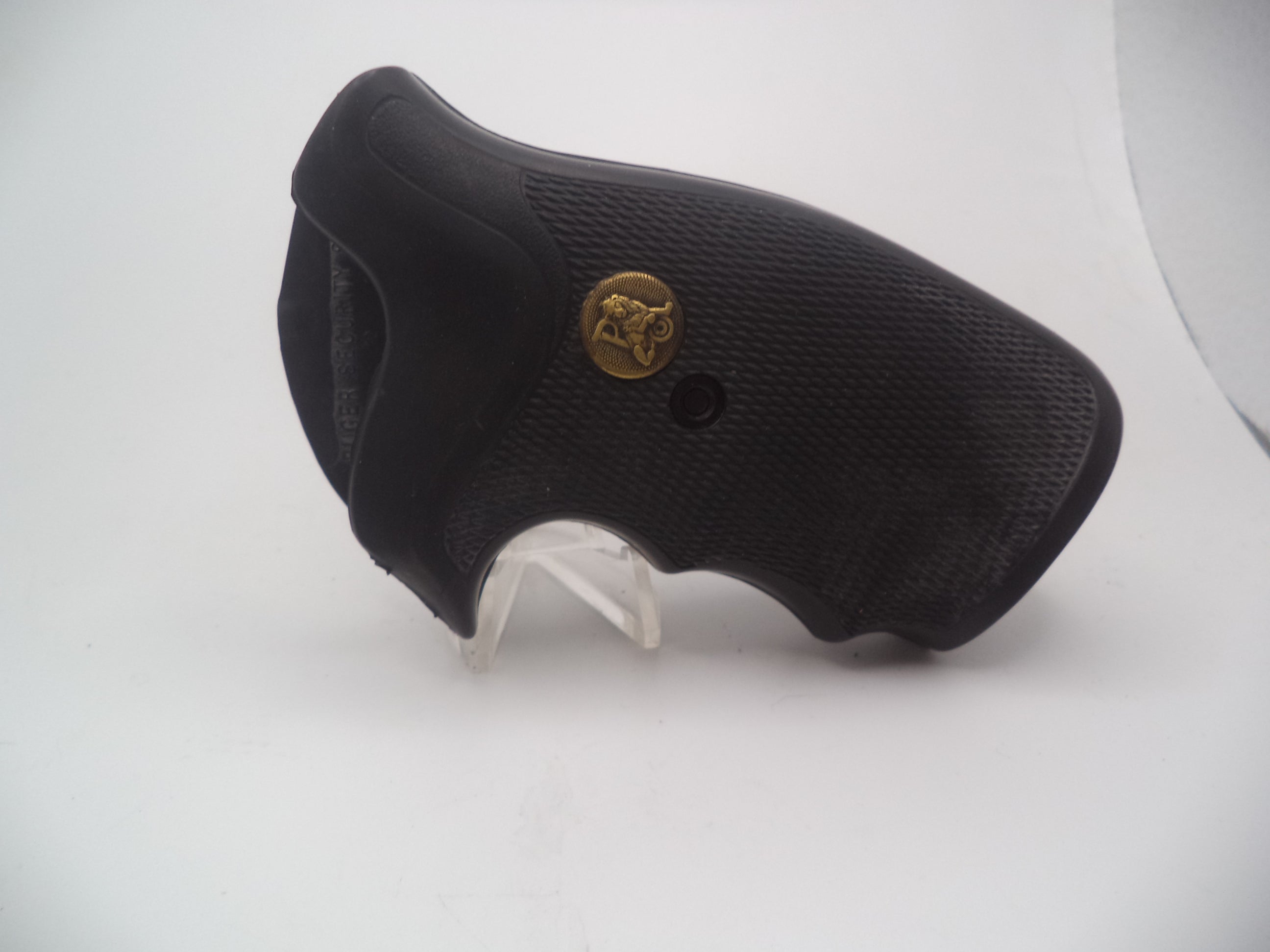 GP18 Pachmayr Rubber Pistol Grips for Ruger Security Six Round Butt