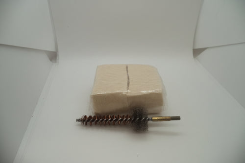 Smith & Wesson GP1 .223/5.56 USGI Bore Cleaning Patch (200 Patches) & 1 Chamber Brush Part 000000000