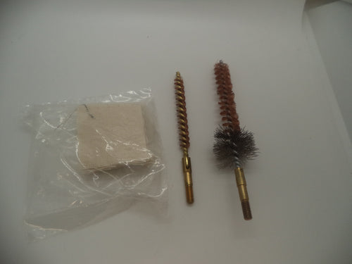 Smith & Wesson KE-BCP223 .223/5.56 USGI Bore Cleaning 20 Patches and 2 Chamber Brushes Part 000000000