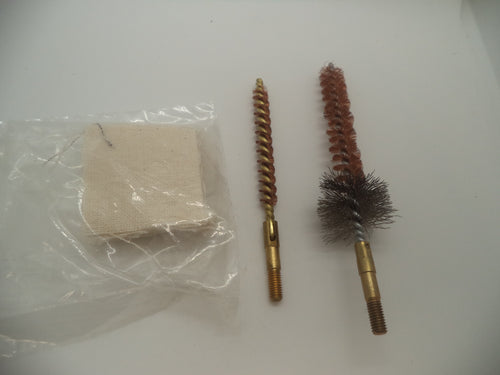 Smith & Wesson KE-BCP223 .223/5.56 USGI Bore Cleaning 20 Patches and 2 Chamber Brushes Part 000000000