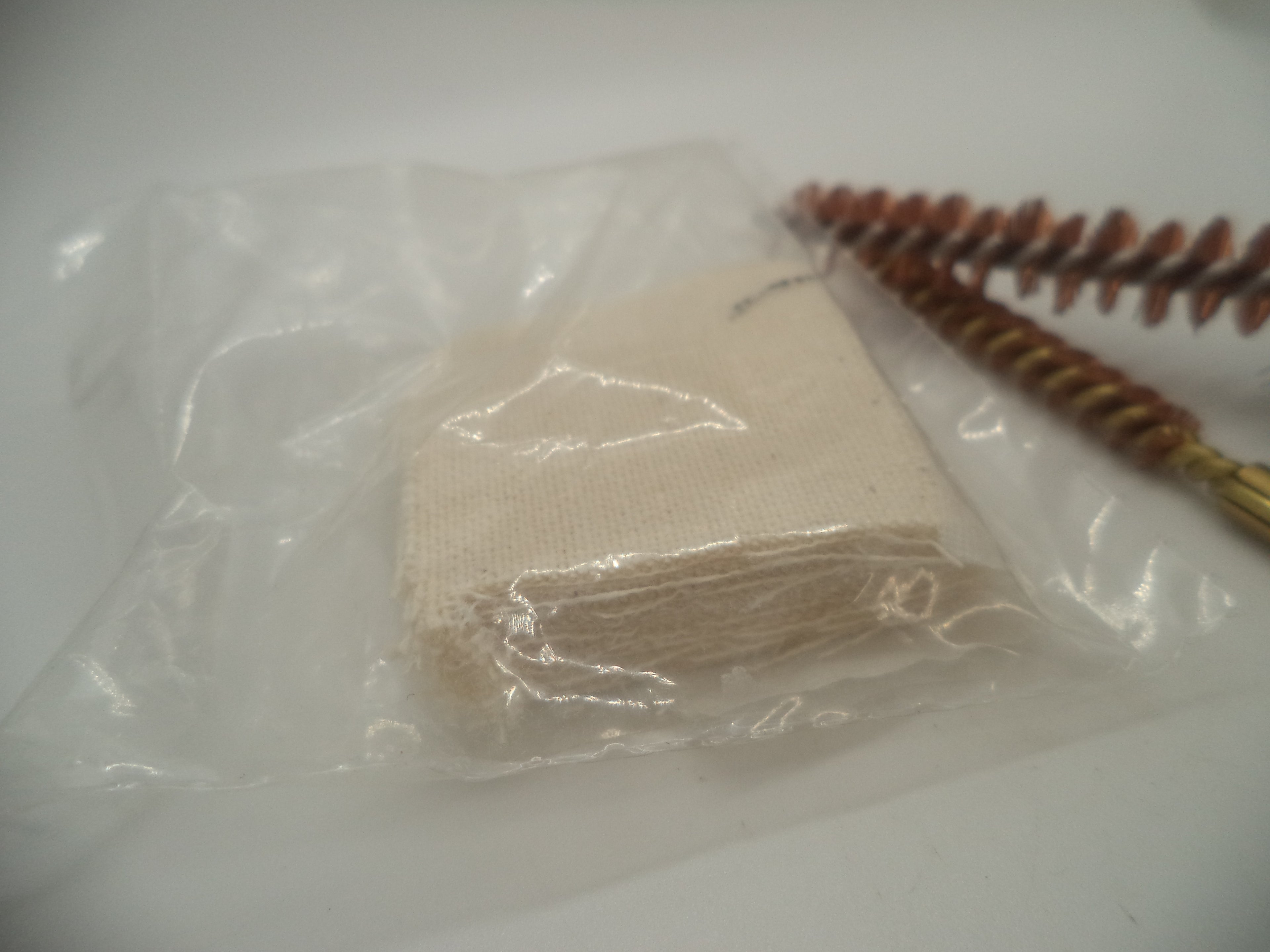 KE-BCP223 .223/5.56 USGI Bore Cleaning 20 Patches and 2 Chamber Brushes