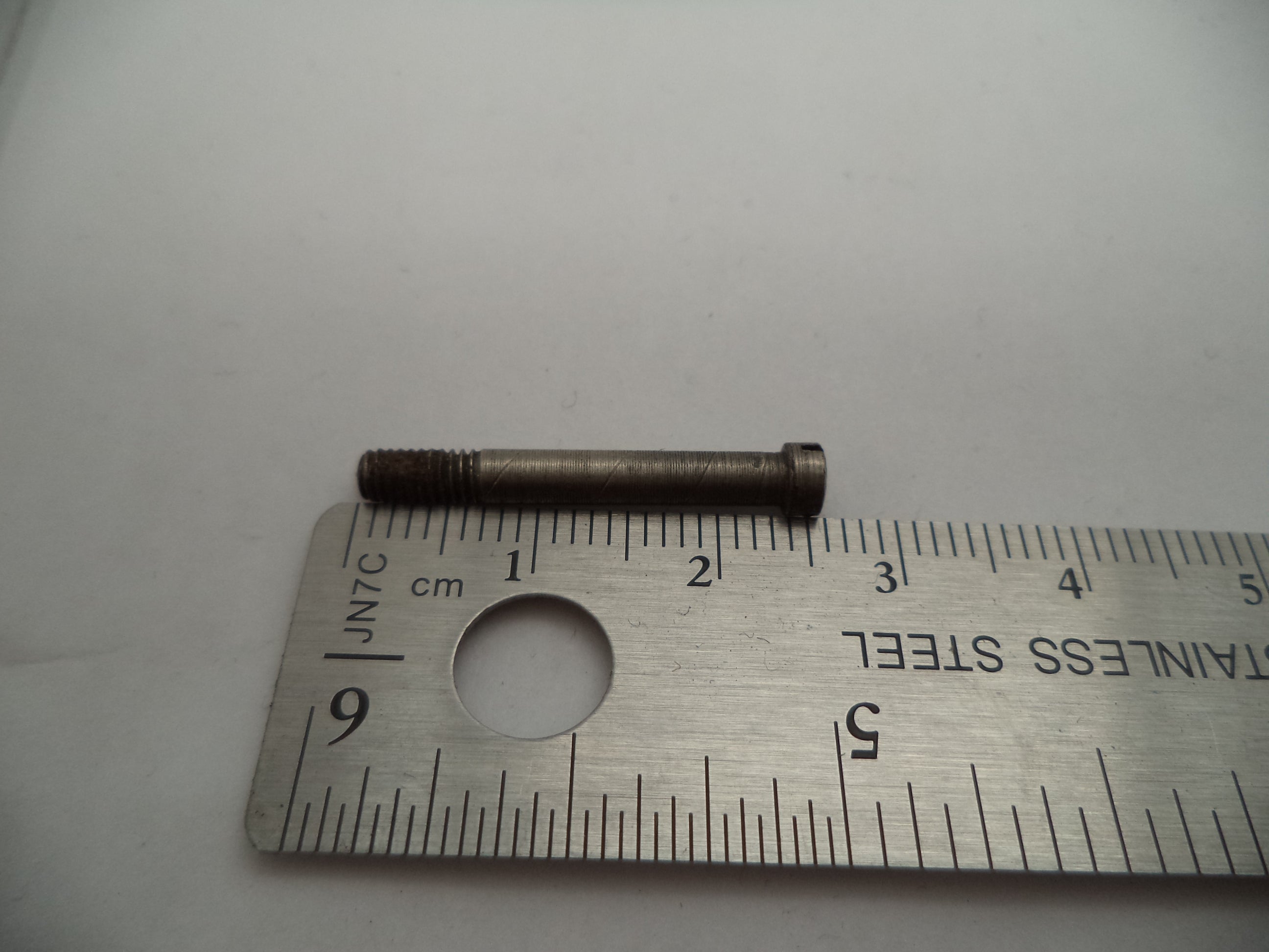 o7227U Smith & Wesson K & L Frame Round Butt Stock Pistol Grip Screws