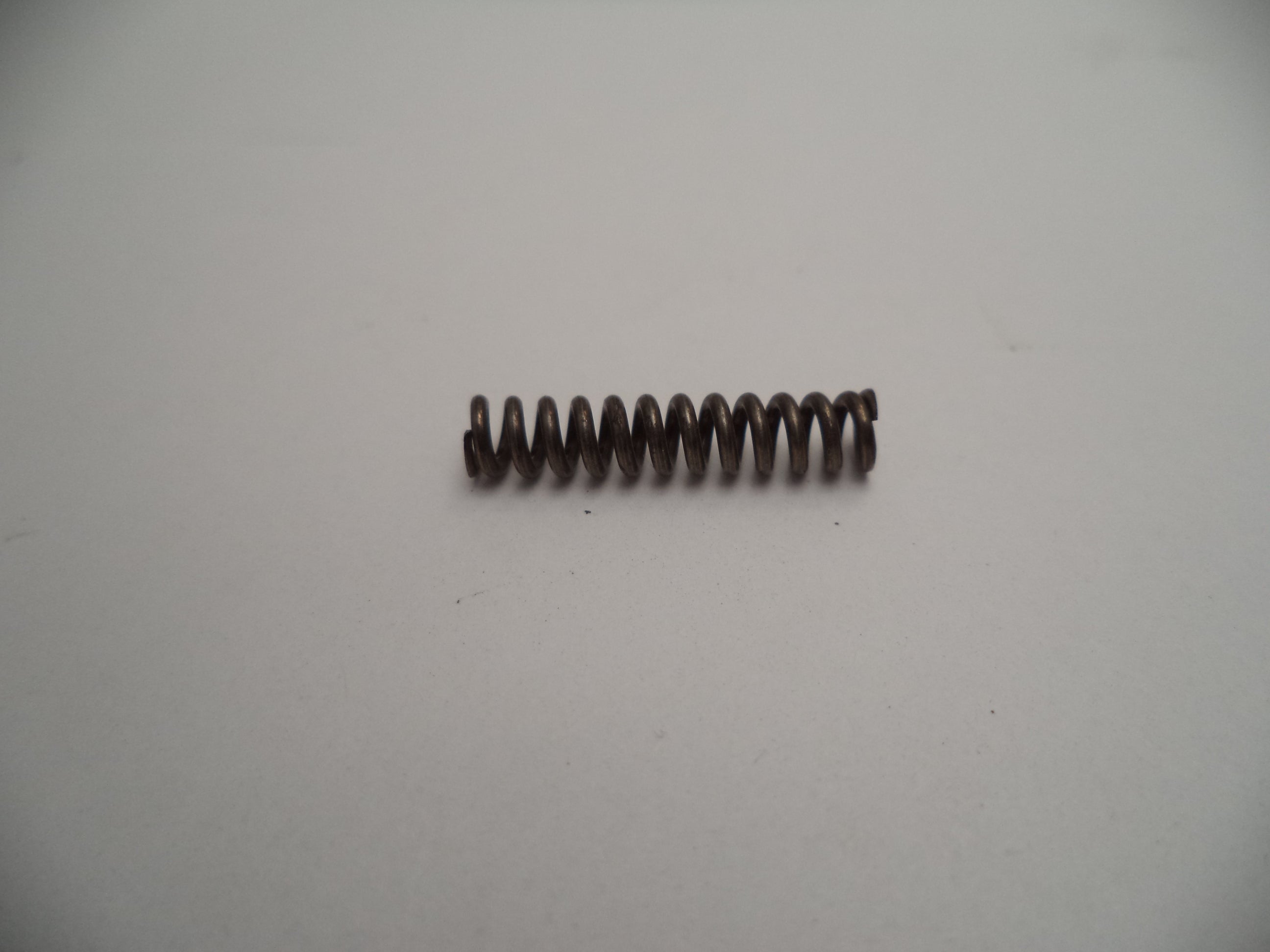 251070000 S & W Extractor Spring Pistols SW357 SW40 SW9 New Part